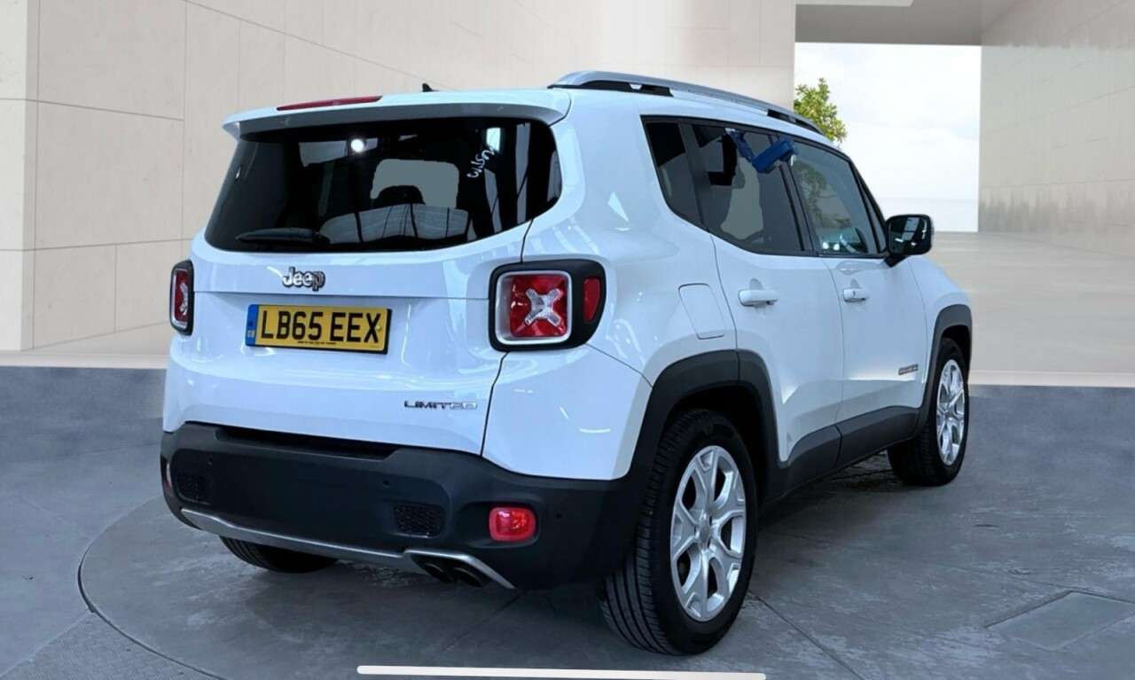 A 2016 JEEP RENEGADE 1.4T MultiAirII Limited SUV 5dr Petrol DDCT Euro 6 (s/s) (140 ps) Leather, A 2016 JEEP RENEGADE 1.4T MultiAirII Limited SUV 5dr Petrol DDCT Euro 6 (s/s) (140 ps) Leather,