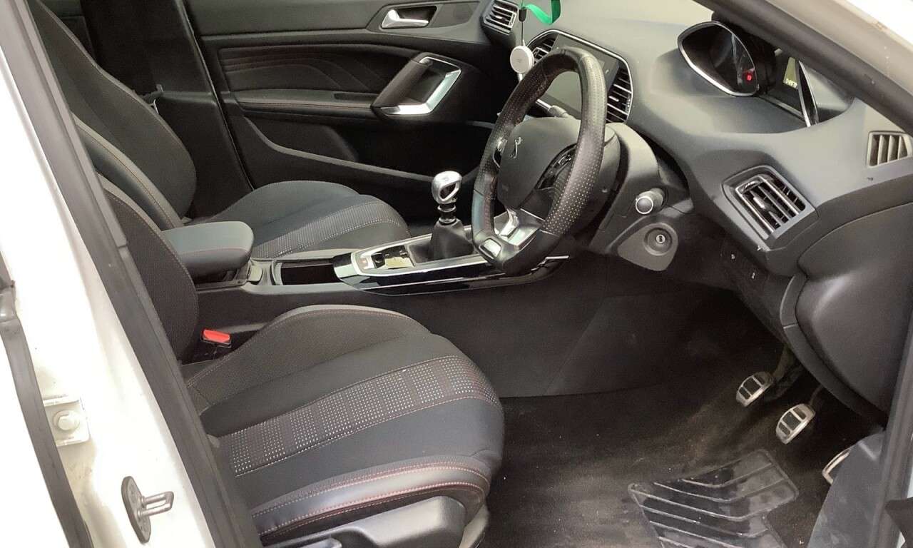 2019 PEUGEOT 308 2019 PEUGEOT 308