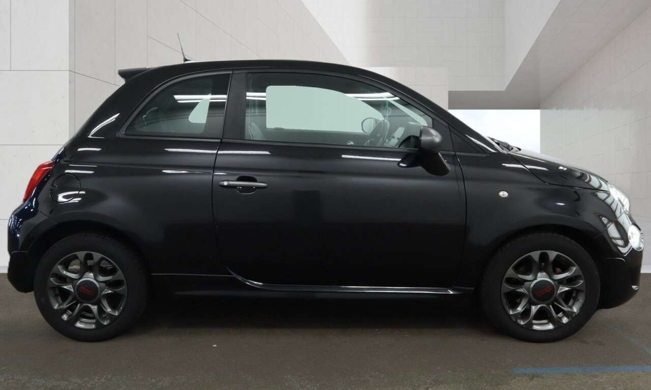 2020 FIAT 500 2020 FIAT 500