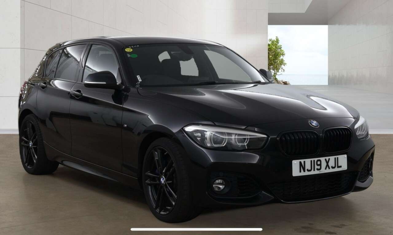 A 2019 BMW 1 SERIES 1.5 118i GPF M Sport Shadow Edition Hatchback 5dr Petrol Manual Euro 6 (s/s A 2019 BMW 1 SERIES 1.5 118i GPF M Sport Shadow Edition Hatchback 5dr Petrol Manual Euro 6 (s/s
