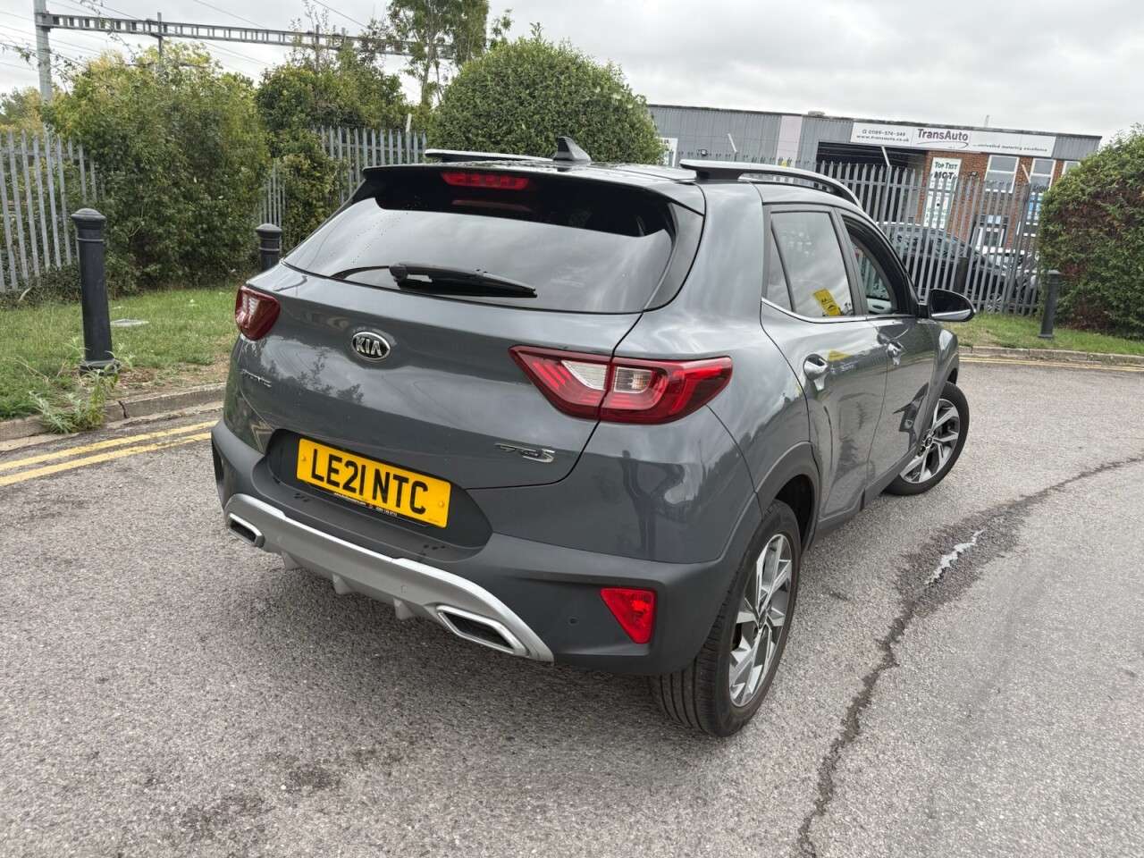 A 2021 KIA STONIC 1.0 T-GDi MHEV GT-Line S SUV 5dr Petrol Hybrid Manual Euro 6 (s/s) (118 bhp A 2021 KIA STONIC 1.0 T-GDi MHEV GT-Line S SUV 5dr Petrol Hybrid Manual Euro 6 (s/s) (118 bhp