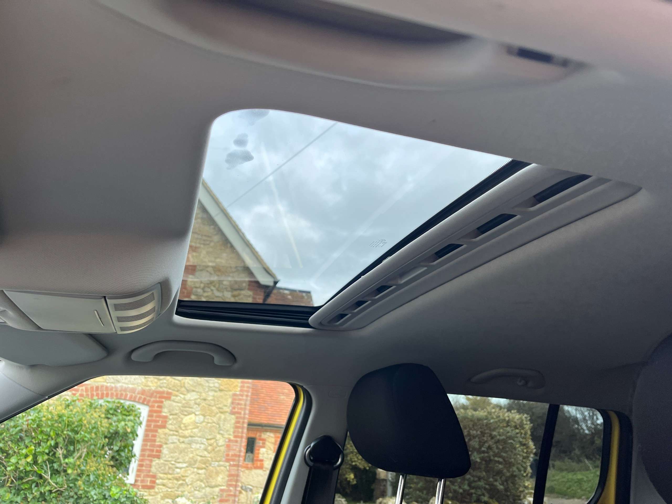 2014 SKODA FABIA 2014 SKODA FABIA