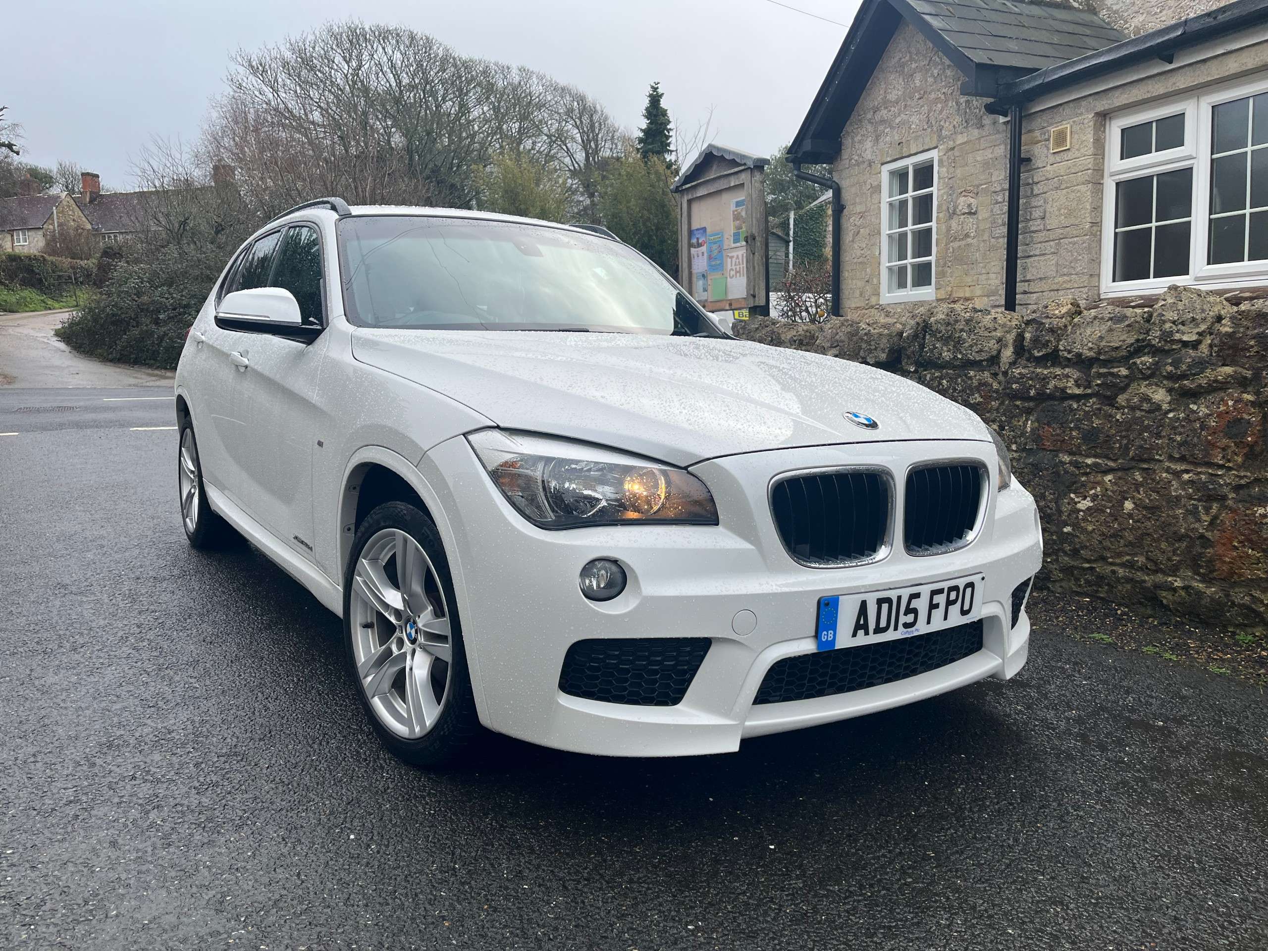 A 2015 BMW X1 2.0 20d M Sport SUV 5dr Diesel Auto xDrive Euro 5 (s/s) (184 ps) A 2015 BMW X1 2.0 20d M Sport SUV 5dr Diesel Auto xDrive Euro 5 (s/s) (184 ps)