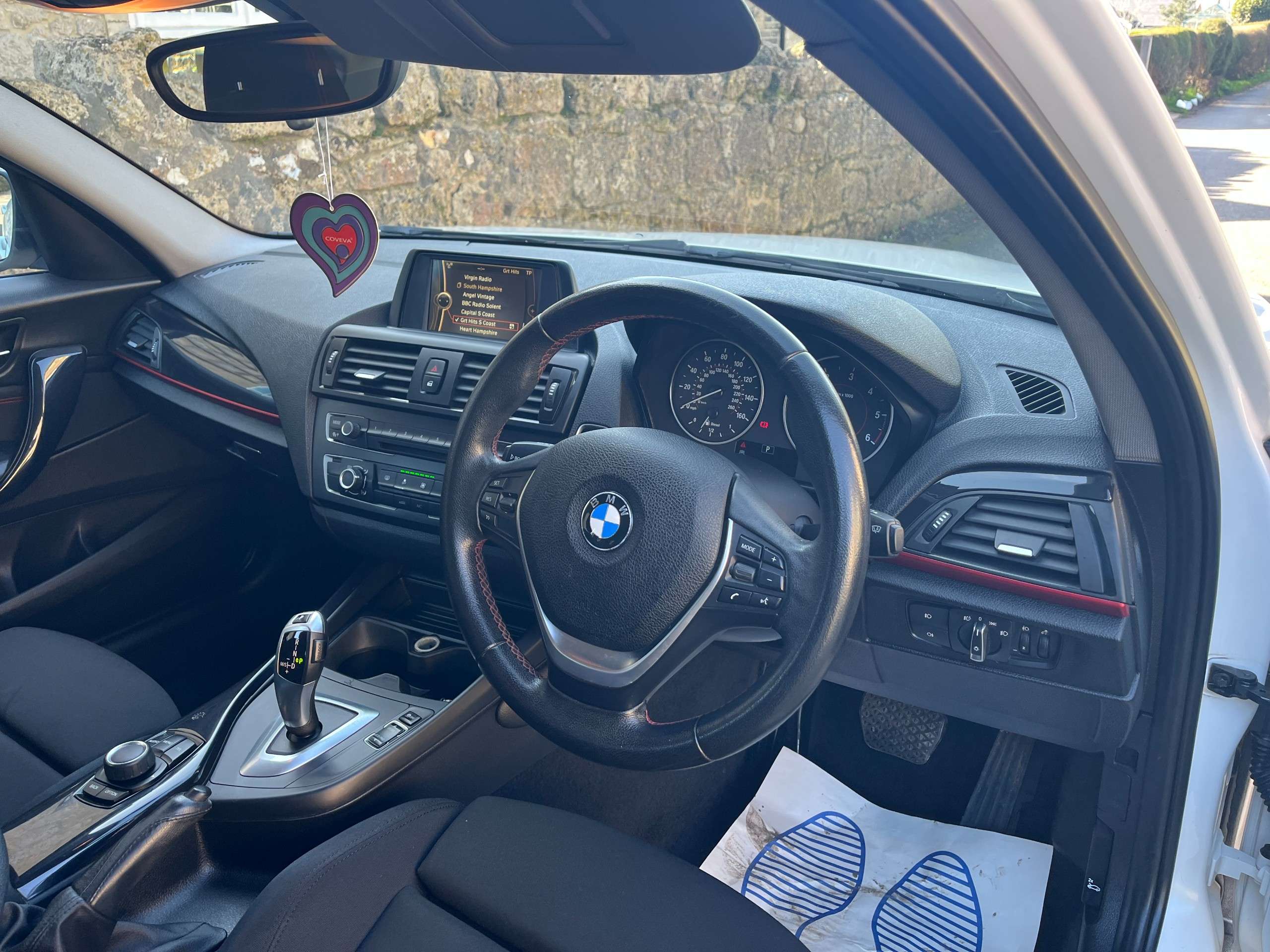 A 2013 BMW 1 SERIES 2.0 116d Sport Hatchback 5dr Diesel Auto Euro 5 (s/s) (116 ps) A 2013 BMW 1 SERIES 2.0 116d Sport Hatchback 5dr Diesel Auto Euro 5 (s/s) (116 ps)