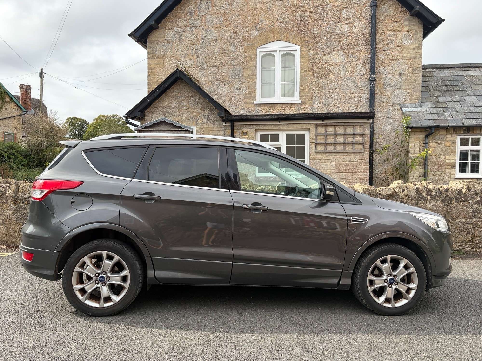 A 2016 FORD KUGA 2.0 TDCi Titanium Sport SUV 5dr Diesel Manual AWD Euro 6 (s/s) (180 ps) A 2016 FORD KUGA 2.0 TDCi Titanium Sport SUV 5dr Diesel Manual AWD Euro 6 (s/s) (180 ps)
