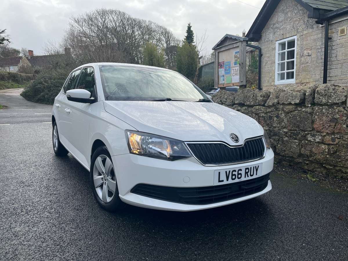 Check out this Skoda Fabia 2016 Petrol Manual
