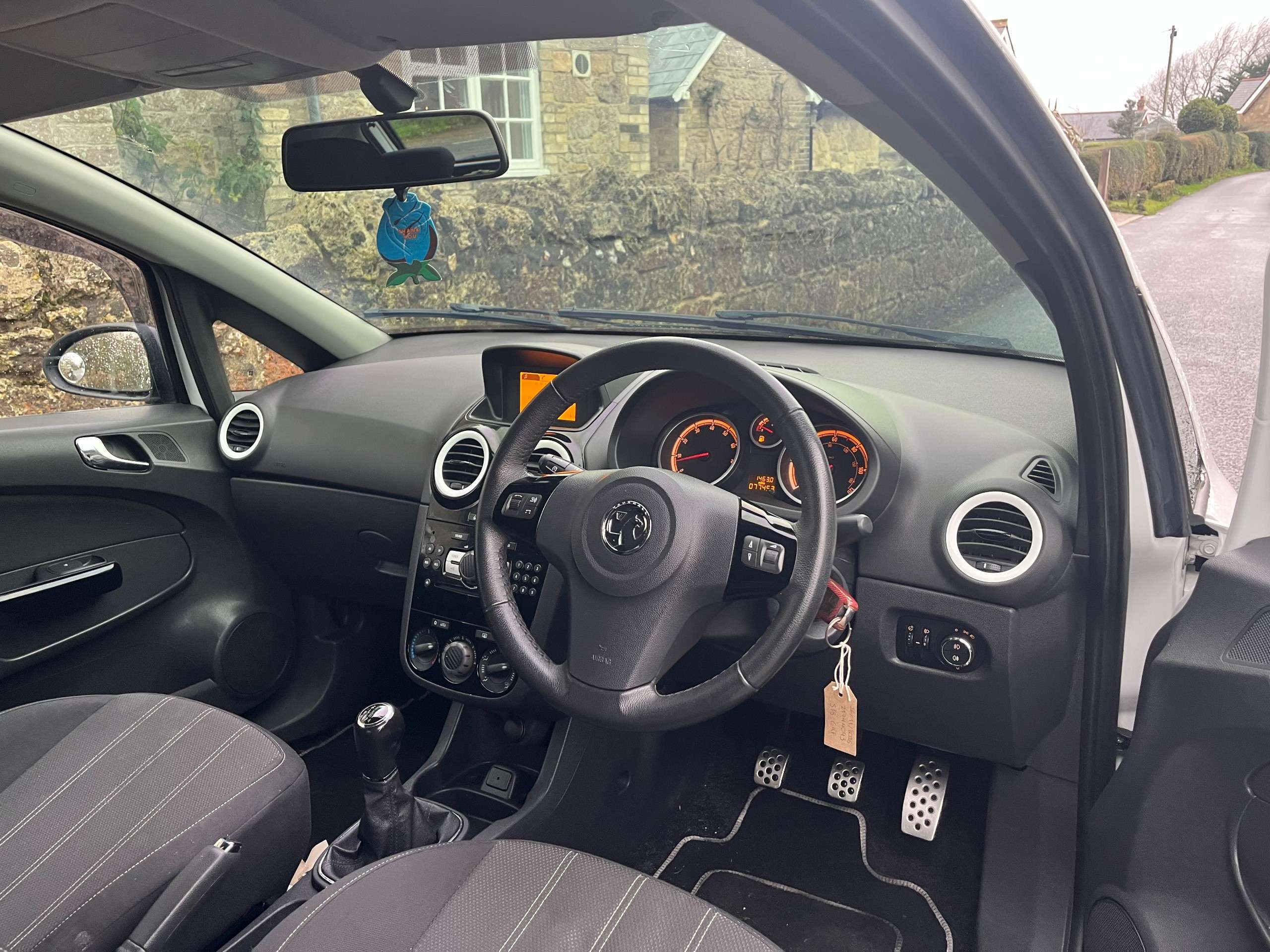 A 2013 VAUXHALL CORSA 1.2 16V Limited Edition Hatchback 3dr Petrol Manual Euro 5 (85 ps) A 2013 VAUXHALL CORSA 1.2 16V Limited Edition Hatchback 3dr Petrol Manual Euro 5 (85 ps)