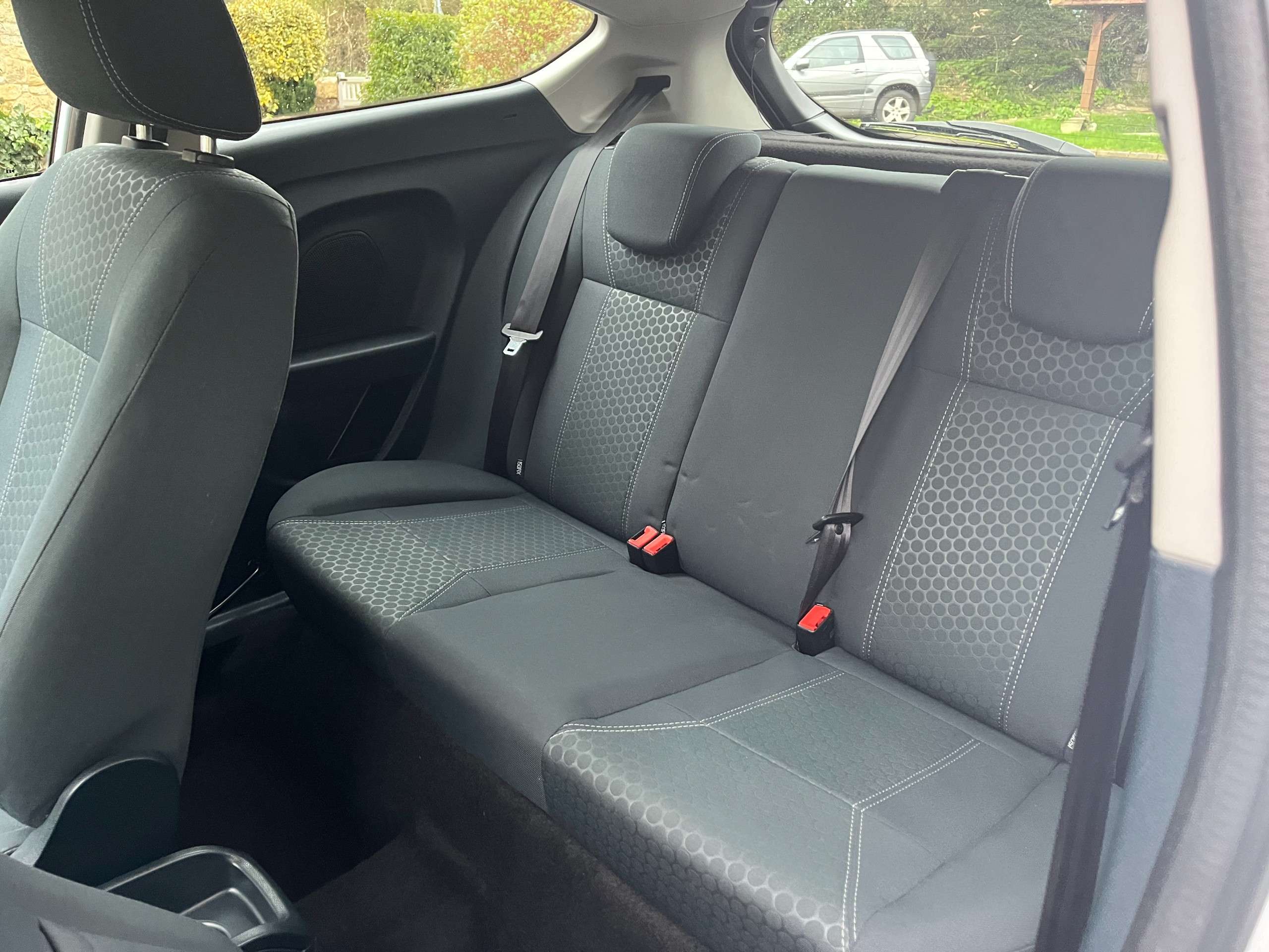 2011 FORD FIESTA 2011 FORD FIESTA