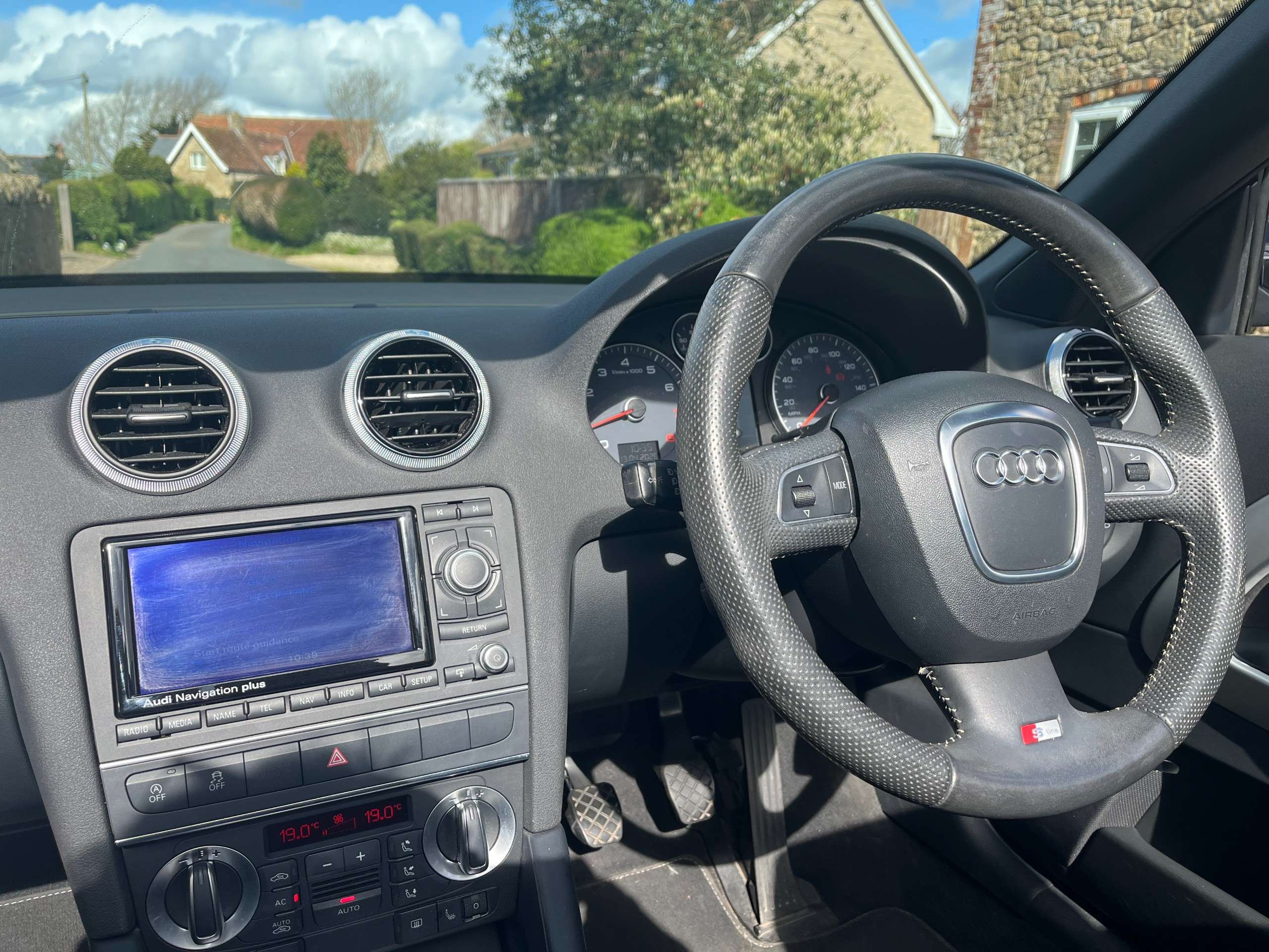 2013 AUDI A3 CABRIOLET 2013 AUDI A3 CABRIOLET