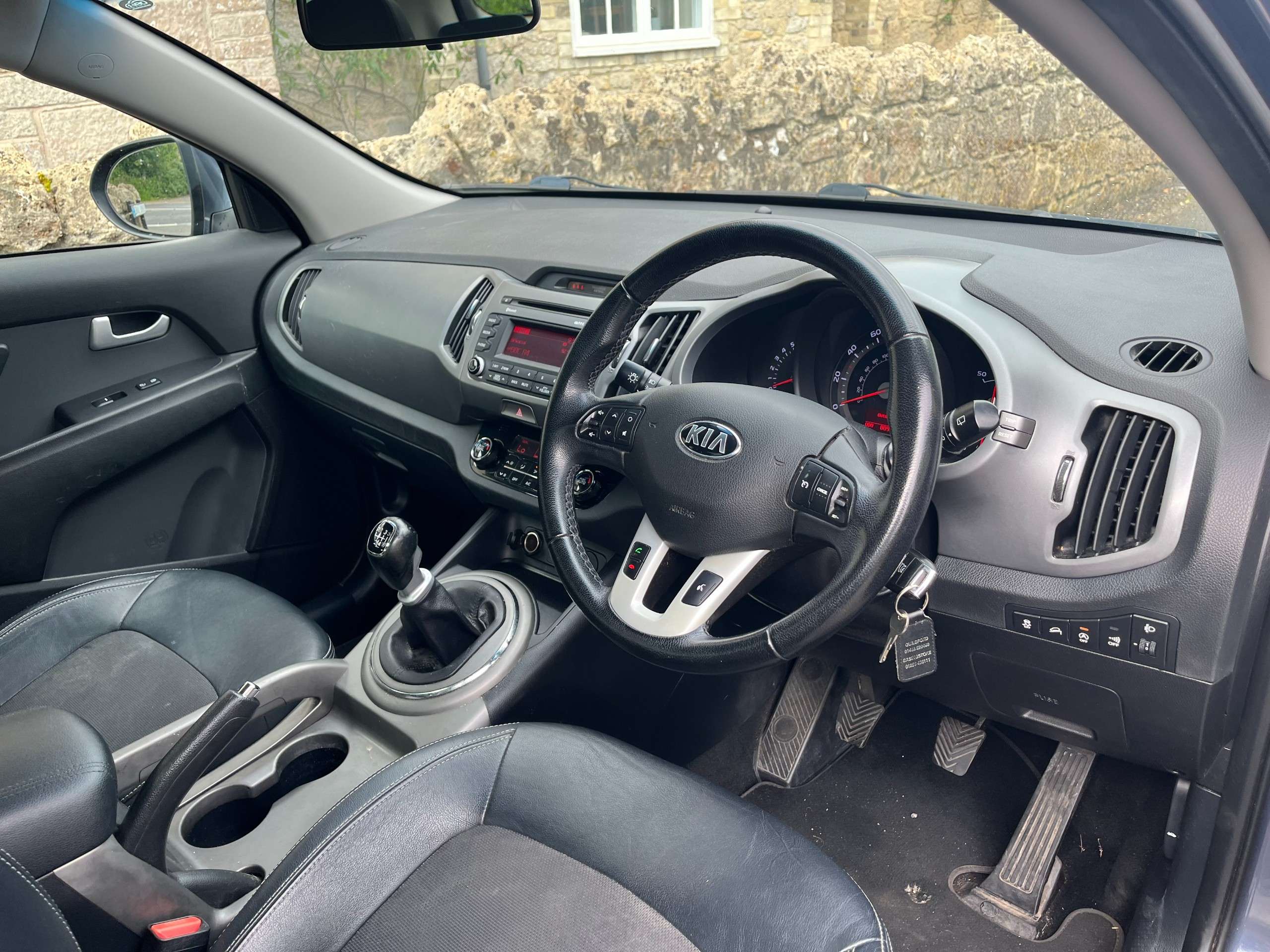 A 2015 KIA SPORTAGE 1.6 GDi EcoDynamics 2 SUV 5dr Petrol Manual 2WD Euro 6 (s/s) (133 bhp) A 2015 KIA SPORTAGE 1.6 GDi EcoDynamics 2 SUV 5dr Petrol Manual 2WD Euro 6 (s/s) (133 bhp)