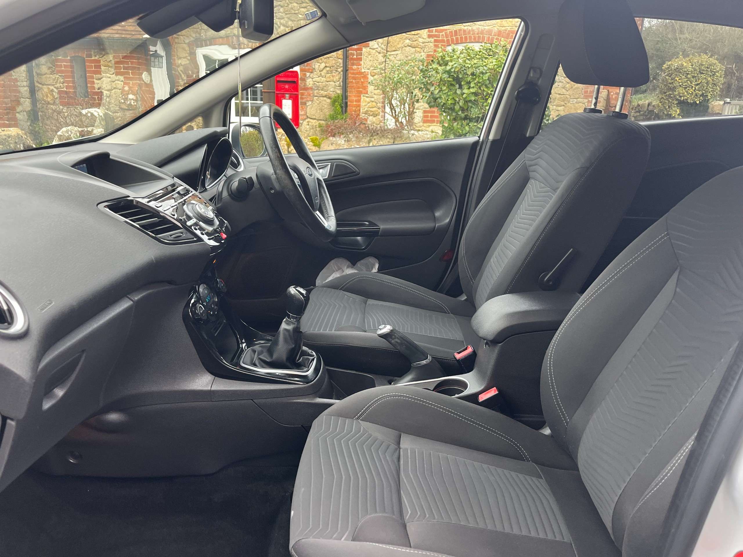 2014 FORD FIESTA 2014 FORD FIESTA