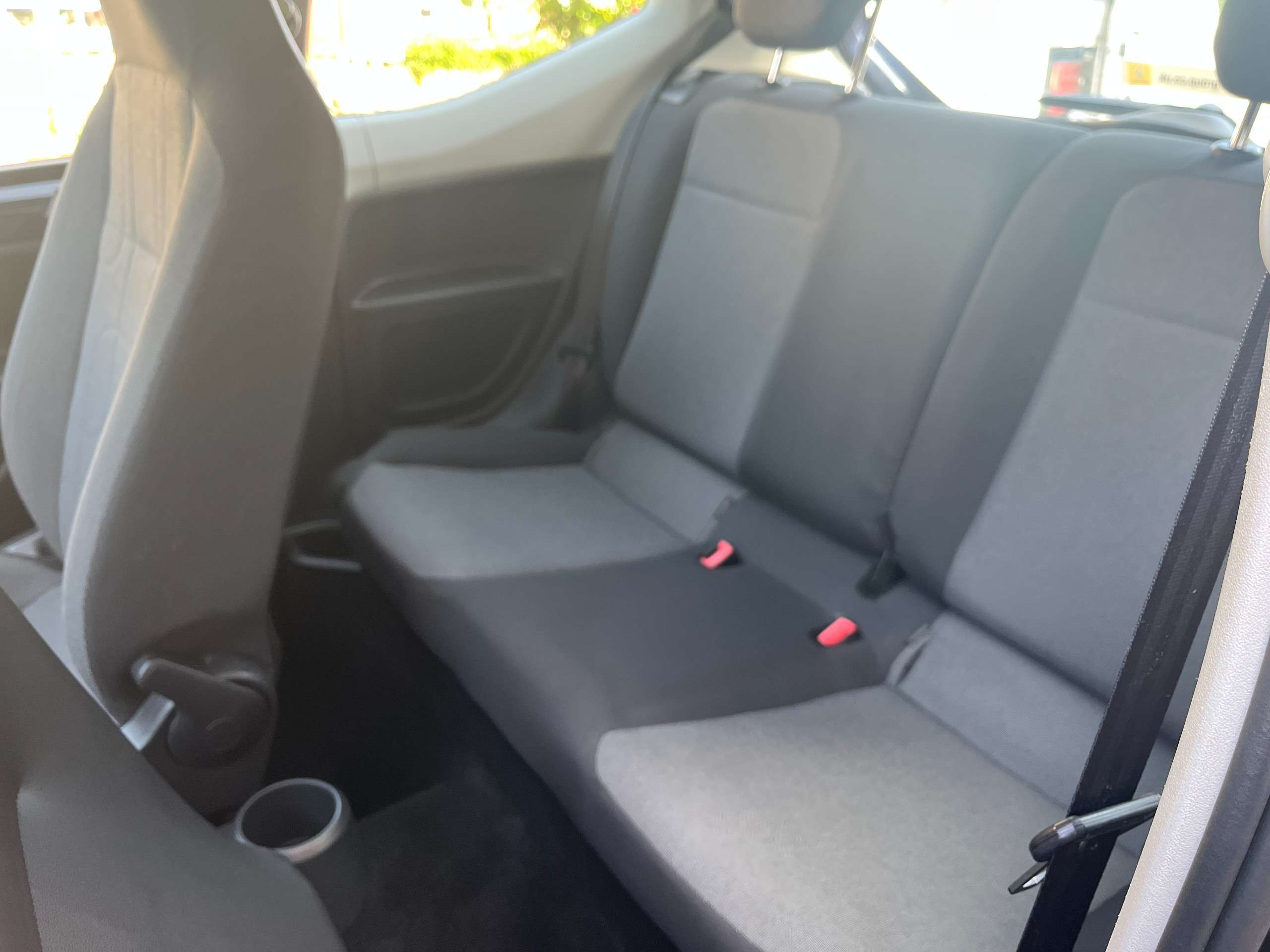 2015 VOLKSWAGEN UP! 2015 VOLKSWAGEN UP!