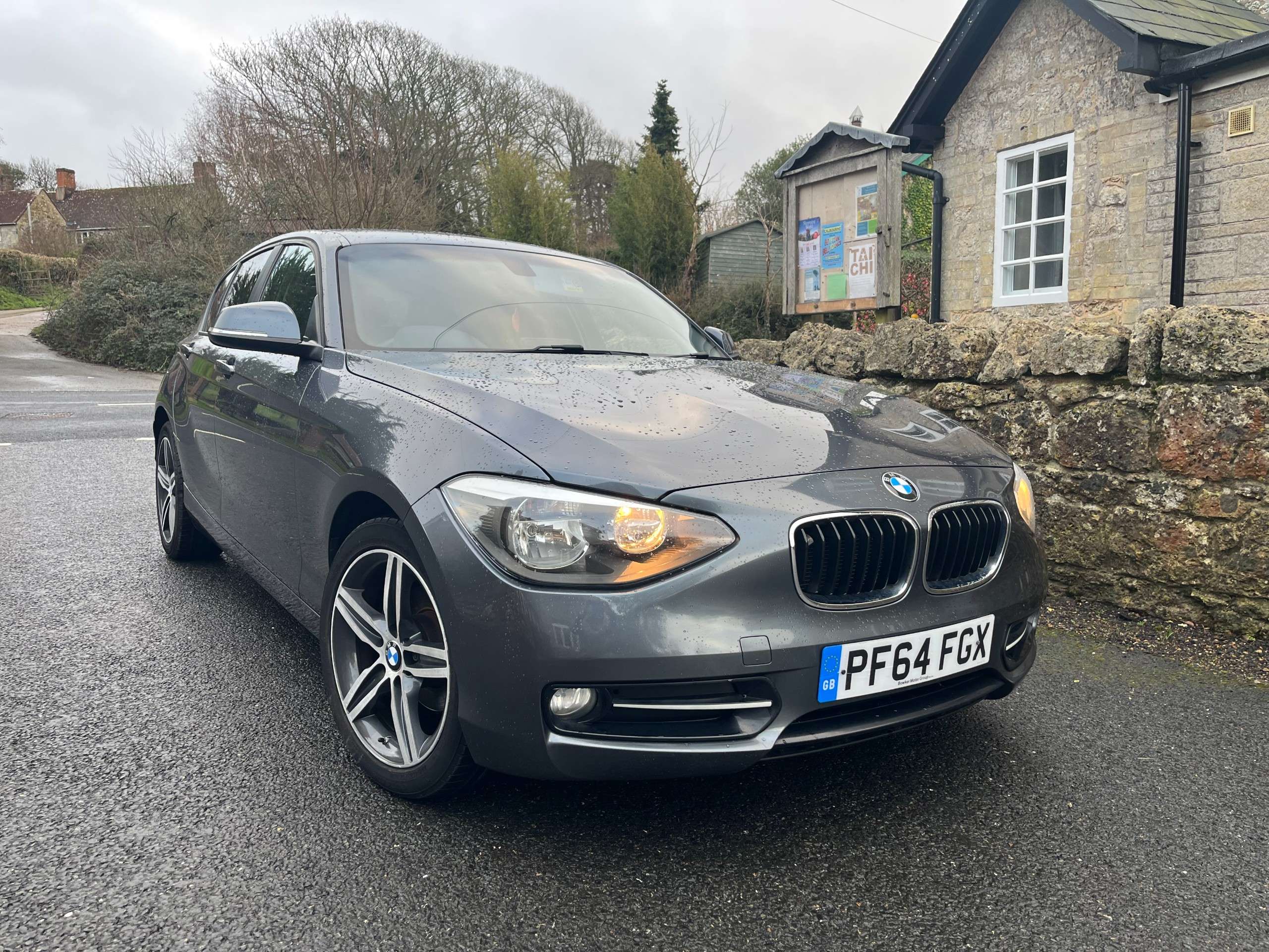 A 2014 BMW 1 SERIES 2.0 116d Sport Hatchback 5dr Diesel Manual Euro 5 (s/s) (116 ps) A 2014 BMW 1 SERIES 2.0 116d Sport Hatchback 5dr Diesel Manual Euro 5 (s/s) (116 ps)