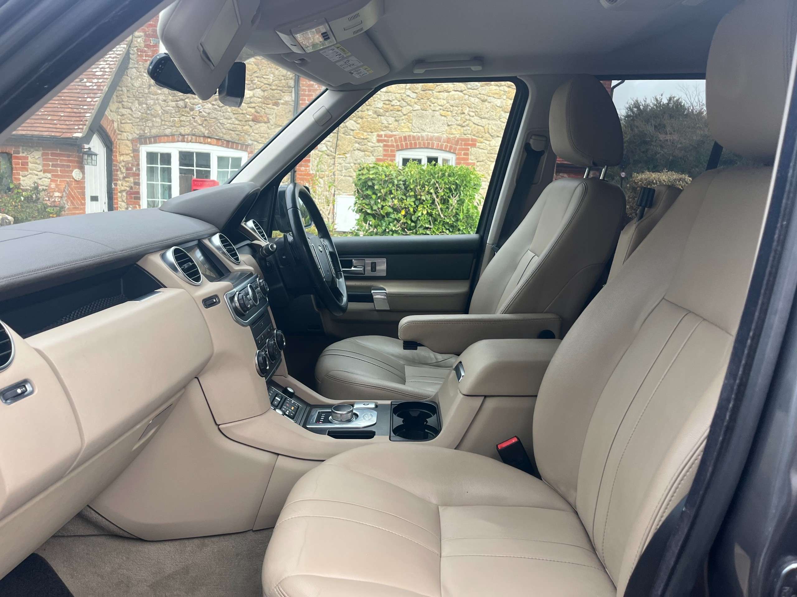 2013 LAND ROVER DISCOVERY 4 2013 LAND ROVER DISCOVERY 4