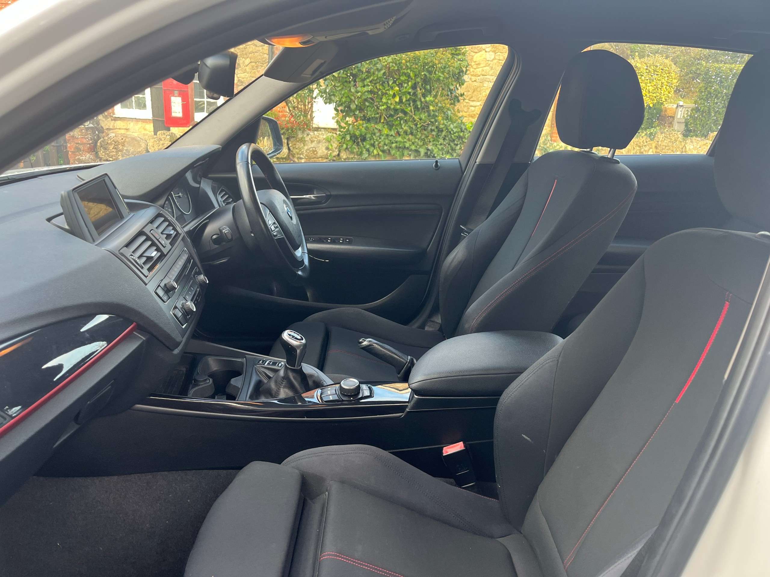 2012 BMW 1 SERIES 2012 BMW 1 SERIES