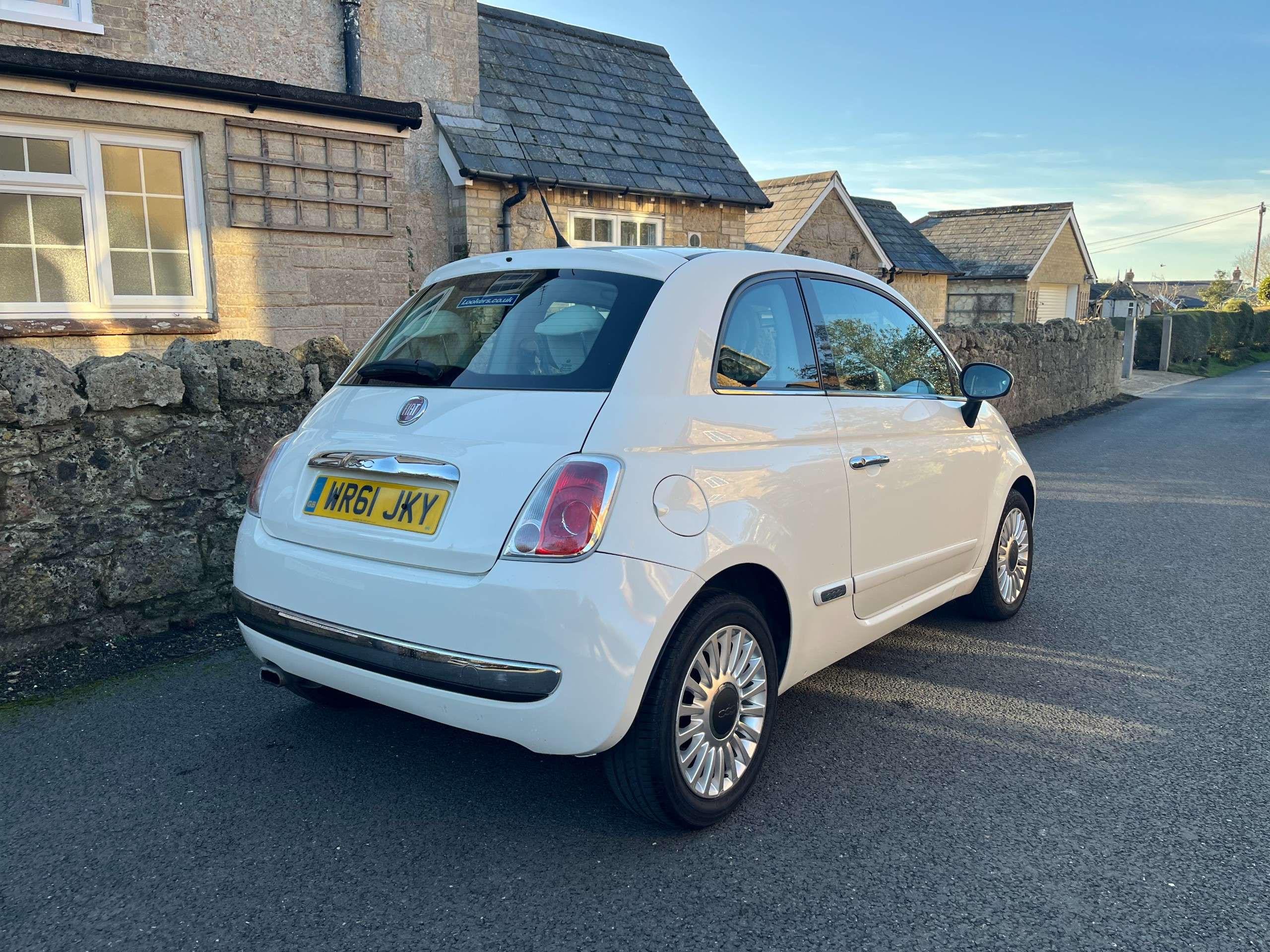 2011 FIAT 500 2011 FIAT 500