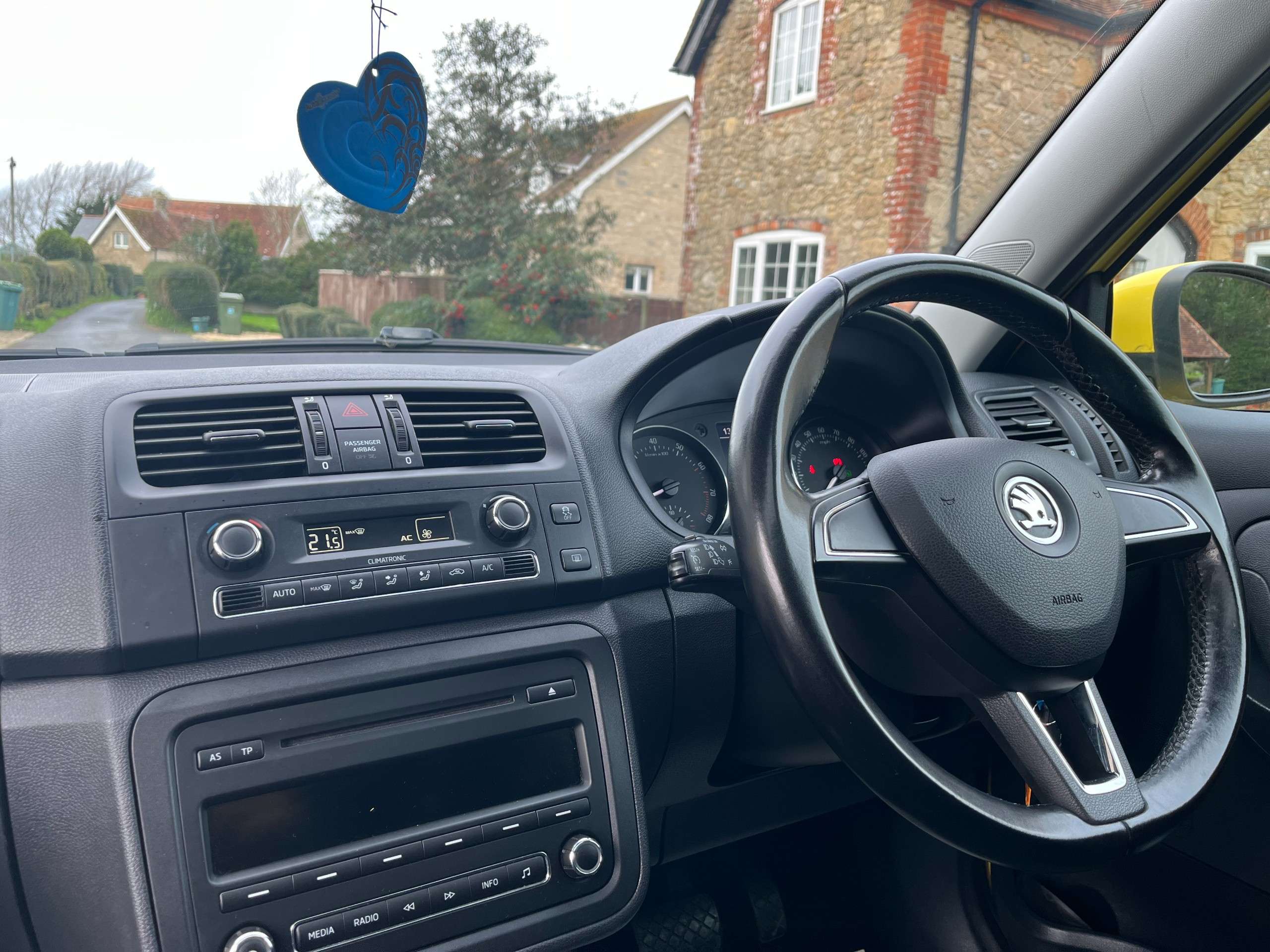 2014 SKODA FABIA 2014 SKODA FABIA