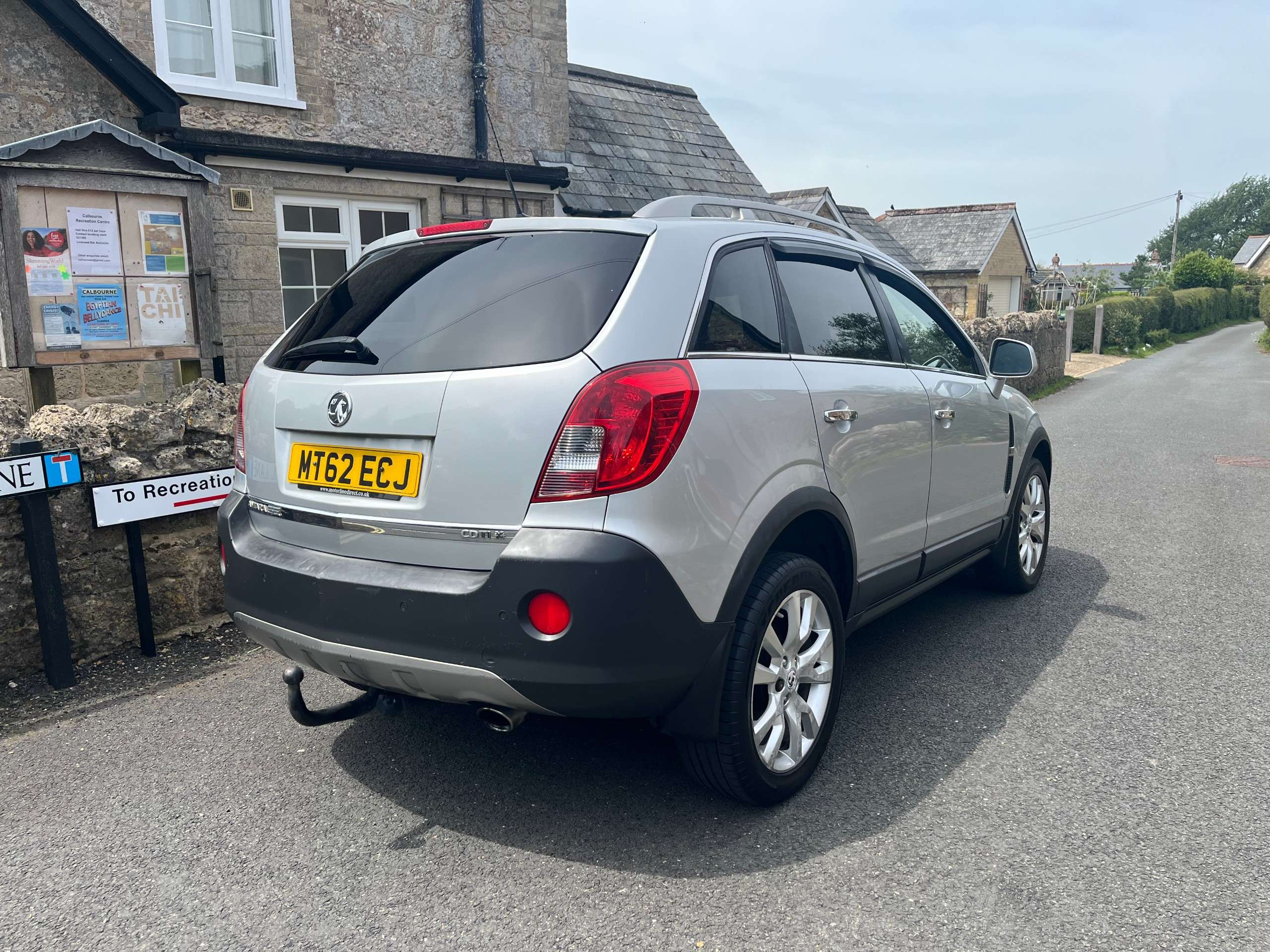 A 2012 VAUXHALL ANTARA 2.2 CDTi SE SUV 5dr Diesel Manual 4WD Euro 5 (s/s) (SNav) (163 ps) A 2012 VAUXHALL ANTARA 2.2 CDTi SE SUV 5dr Diesel Manual 4WD Euro 5 (s/s) (SNav) (163 ps)