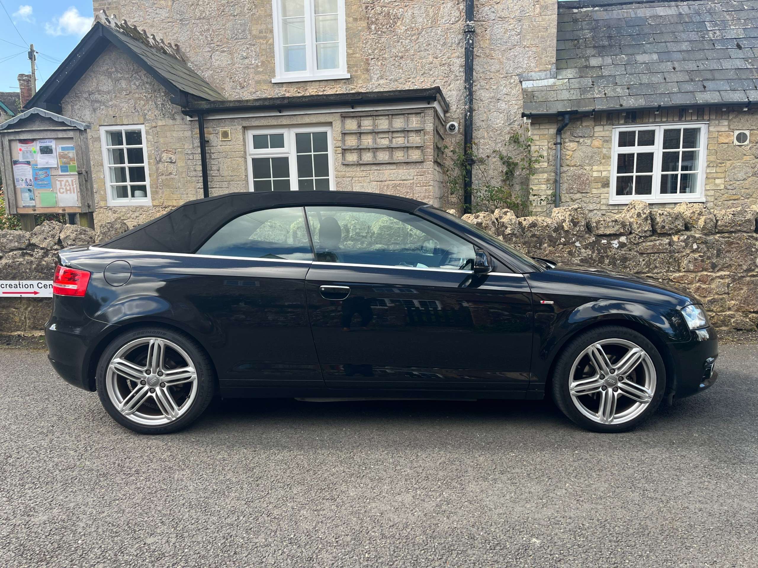 2013 AUDI A3 CABRIOLET 2013 AUDI A3 CABRIOLET