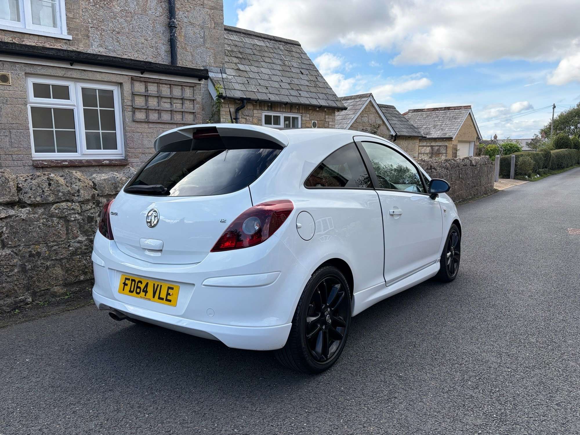 A 2014 VAUXHALL CORSA 1.2 16V Limited Edition Hatchback 3dr Petrol Manual Euro 5 (85 ps) A 2014 VAUXHALL CORSA 1.2 16V Limited Edition Hatchback 3dr Petrol Manual Euro 5 (85 ps)