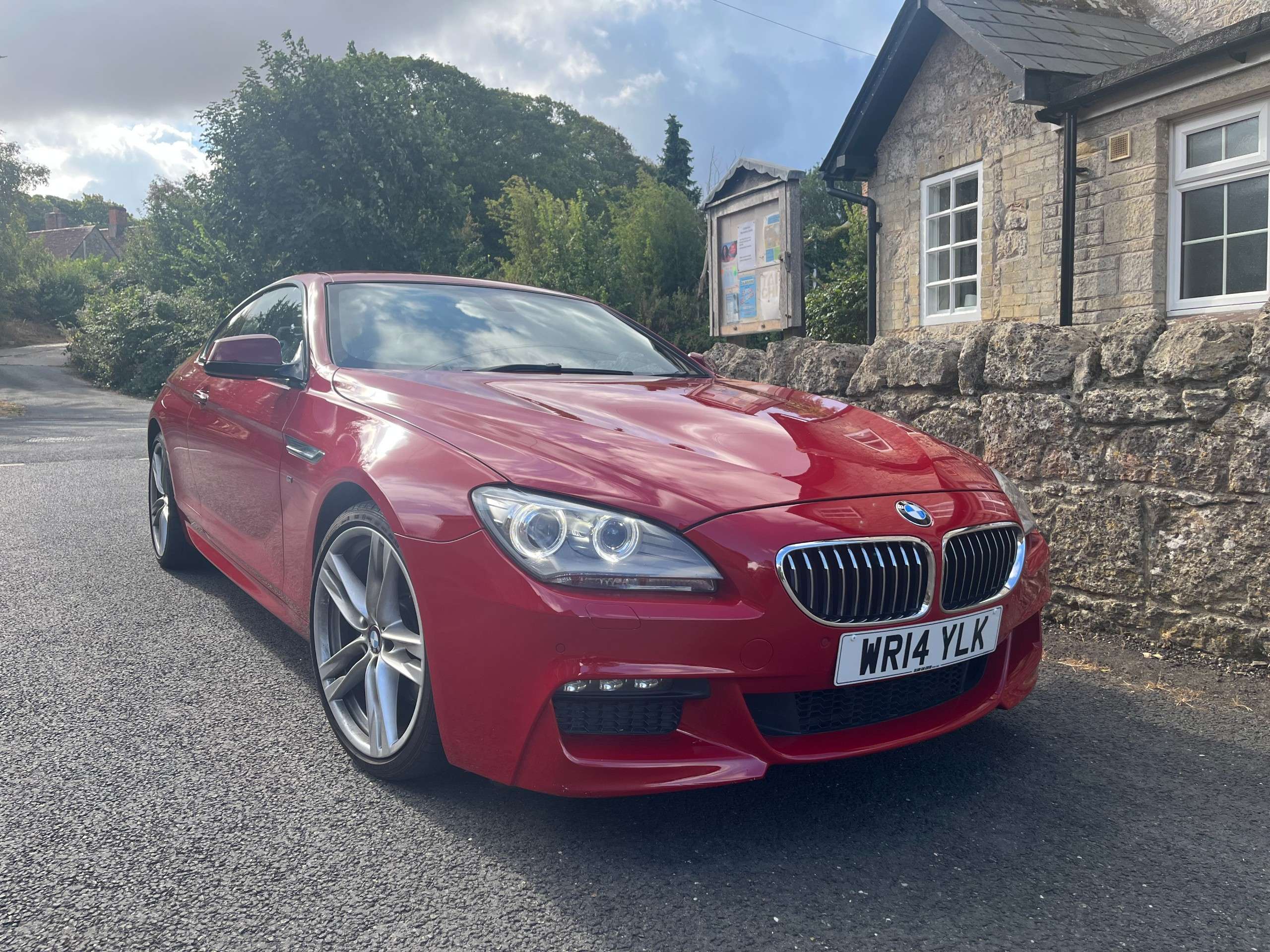 A 2014 BMW 6 SERIES 3.0 640d M Sport Coupe 2dr Diesel Auto Euro 5 (s/s) (313 ps) A 2014 BMW 6 SERIES 3.0 640d M Sport Coupe 2dr Diesel Auto Euro 5 (s/s) (313 ps)