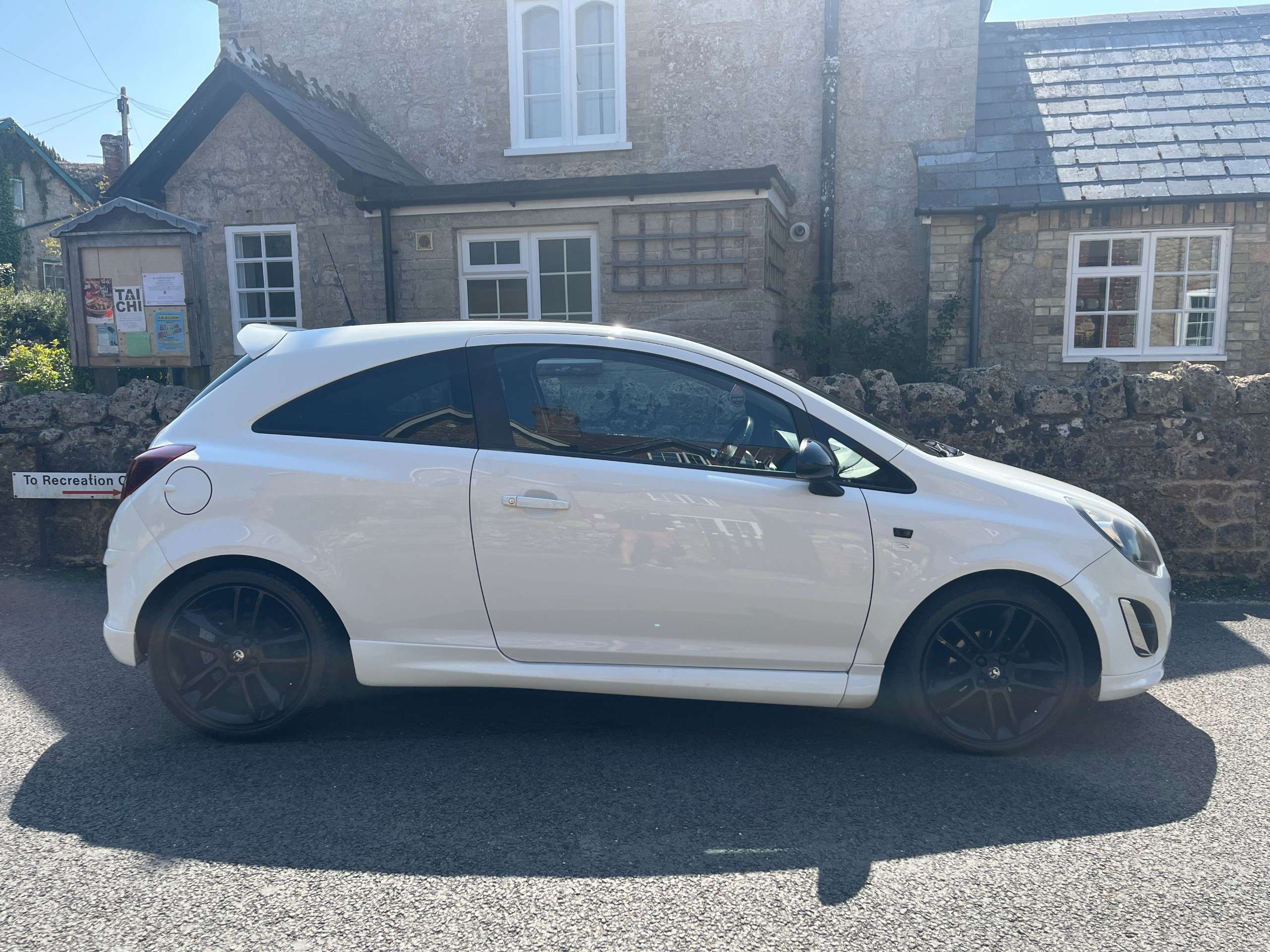 A 2013 VAUXHALL CORSA LIMITED EDITION 3-Door A 2013 VAUXHALL CORSA LIMITED EDITION 3-Door