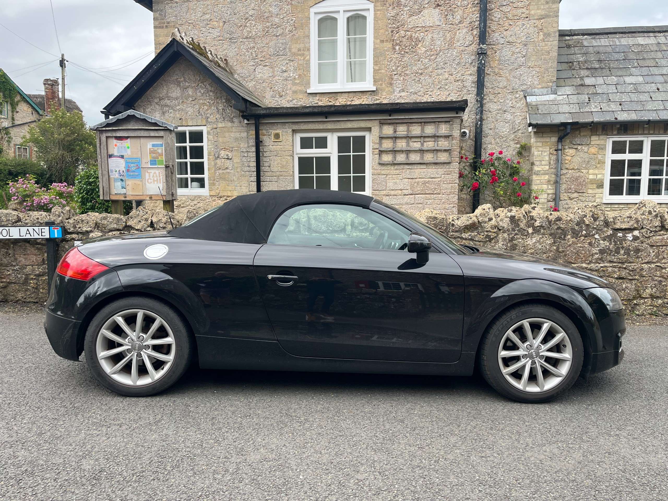 2012 AUDI TT 2012 AUDI TT