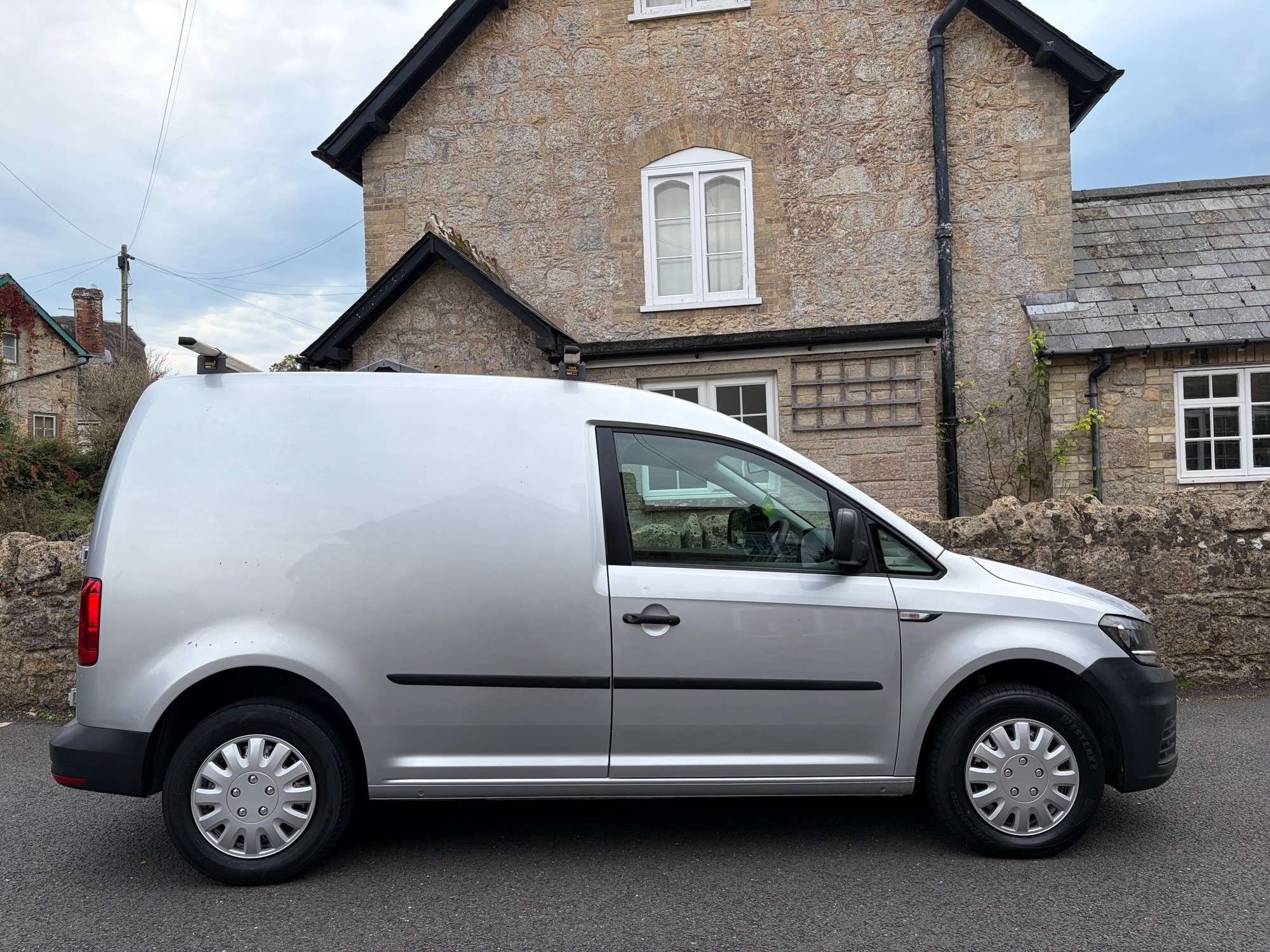 A 2016 VOLKSWAGEN CADDY 1.6 TDI C20 Startline Diesel Manual L1 H1 (149 g/km, 101 bhp) A 2016 VOLKSWAGEN CADDY 1.6 TDI C20 Startline Diesel Manual L1 H1 (149 g/km, 101 bhp)