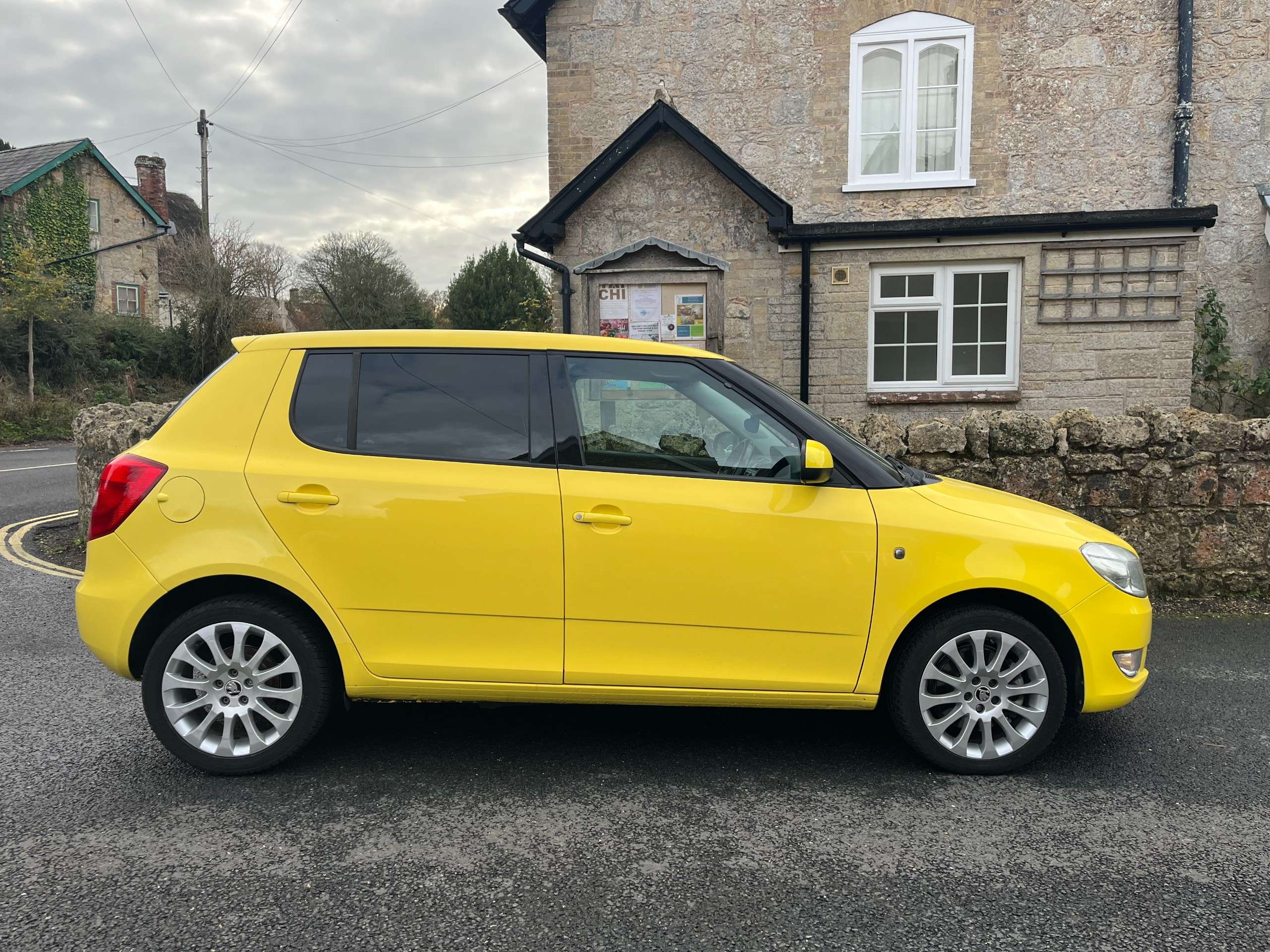 2014 SKODA FABIA 2014 SKODA FABIA