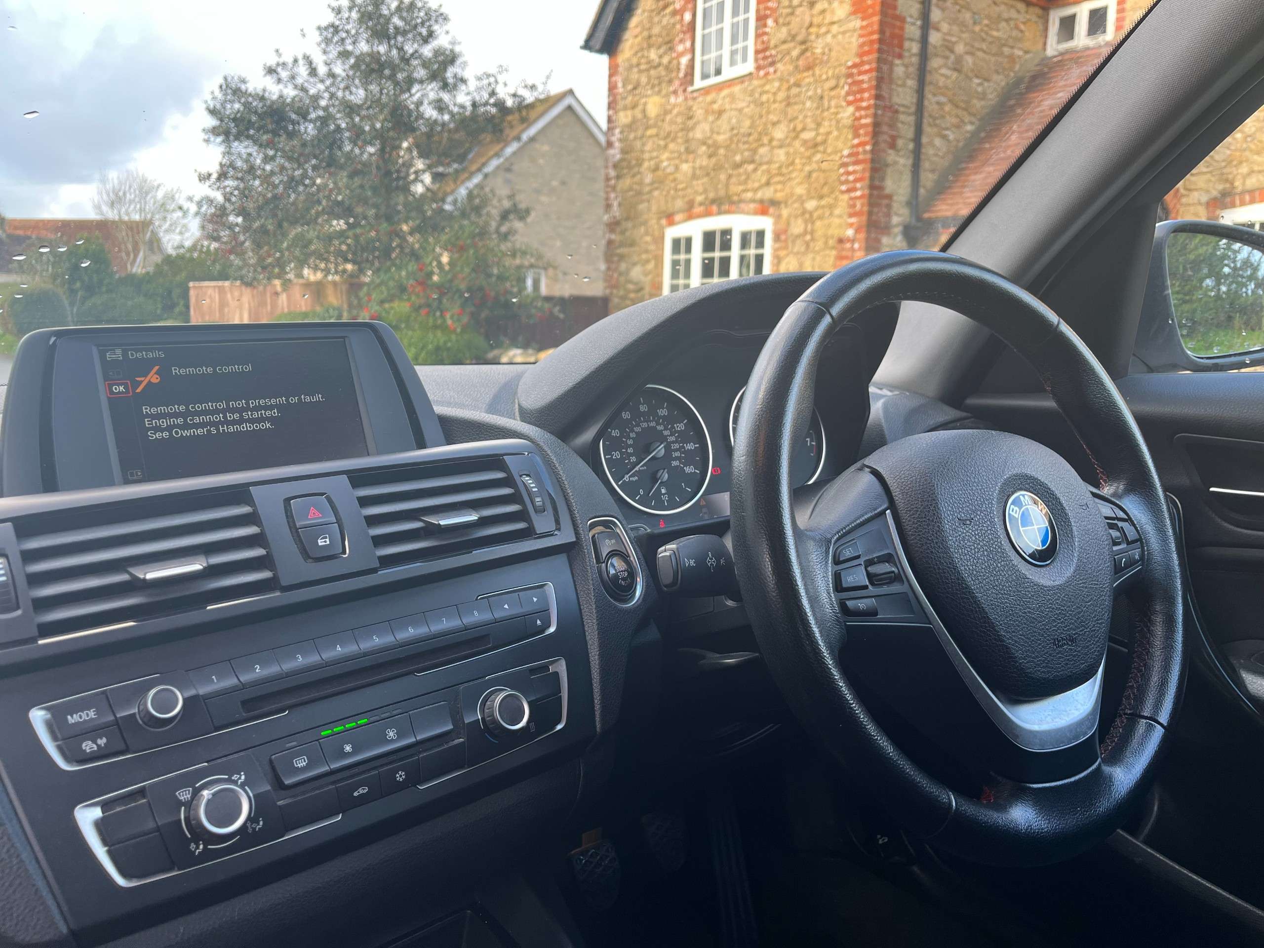 2012 BMW 1 SERIES 2012 BMW 1 SERIES