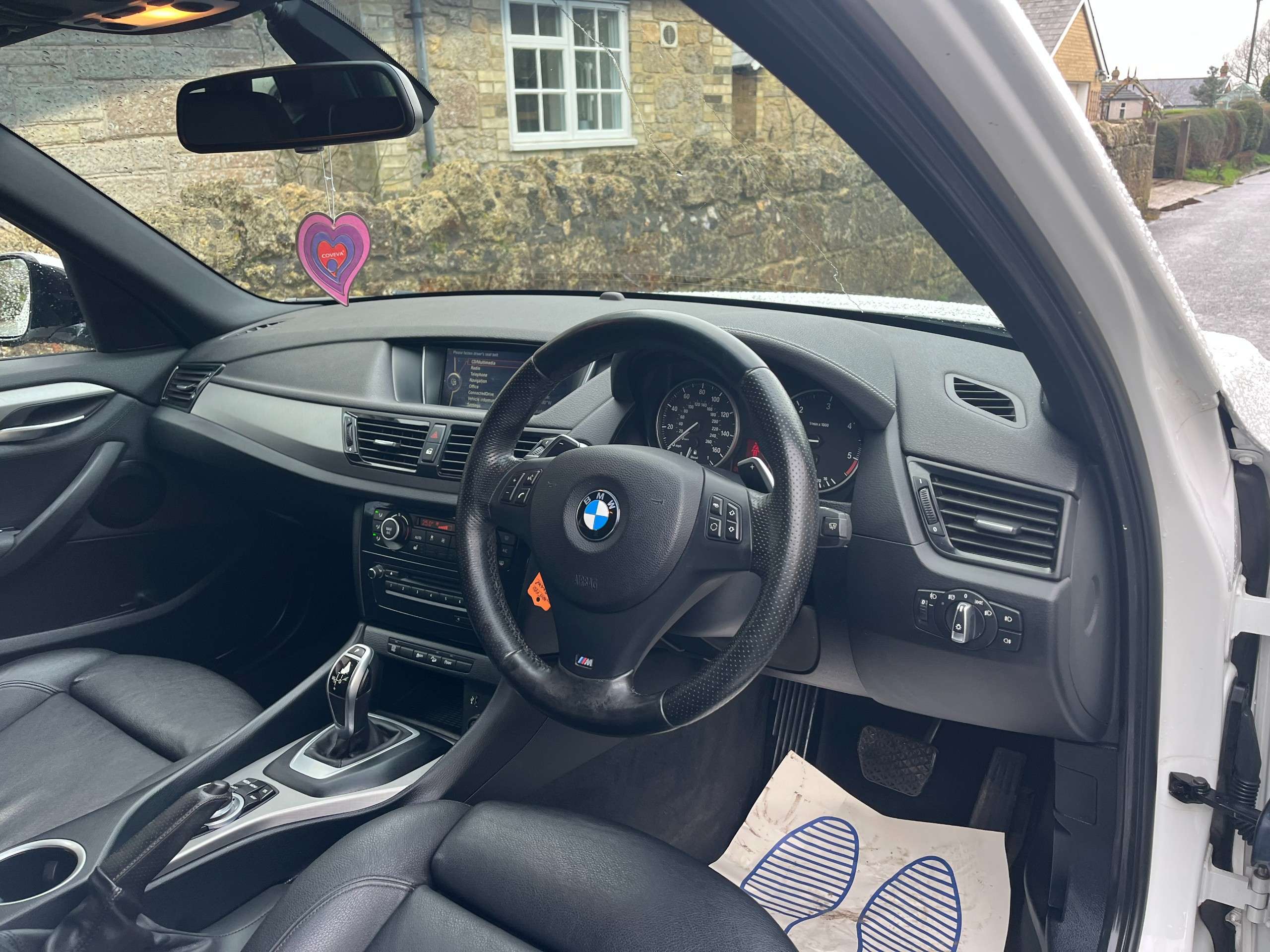 A 2015 BMW X1 2.0 20d M Sport SUV 5dr Diesel Auto xDrive Euro 5 (s/s) (184 ps) A 2015 BMW X1 2.0 20d M Sport SUV 5dr Diesel Auto xDrive Euro 5 (s/s) (184 ps)