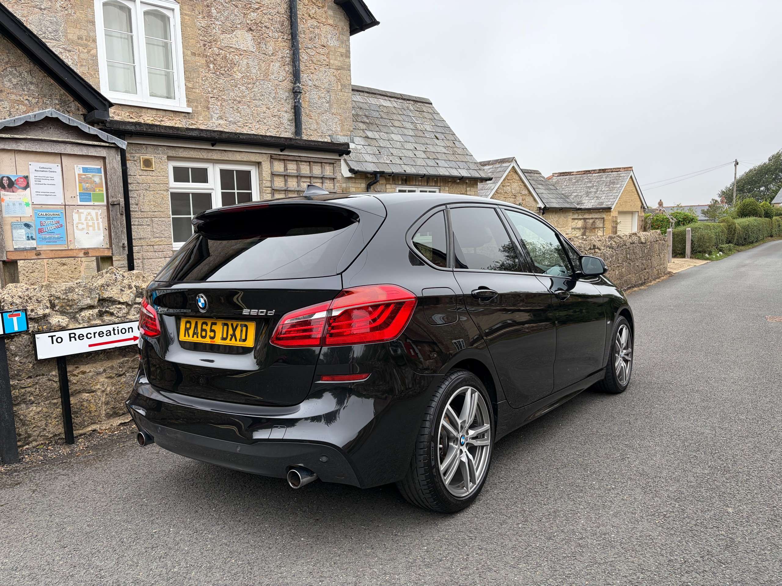 A 2015 BMW 2 SERIES ACTIVE TOURER 2.0 220d M Sport MPV 5dr Diesel Auto xDrive Euro 6 (s/s) (190 ps) A 2015 BMW 2 SERIES ACTIVE TOURER 2.0 220d M Sport MPV 5dr Diesel Auto xDrive Euro 6 (s/s) (190 ps)