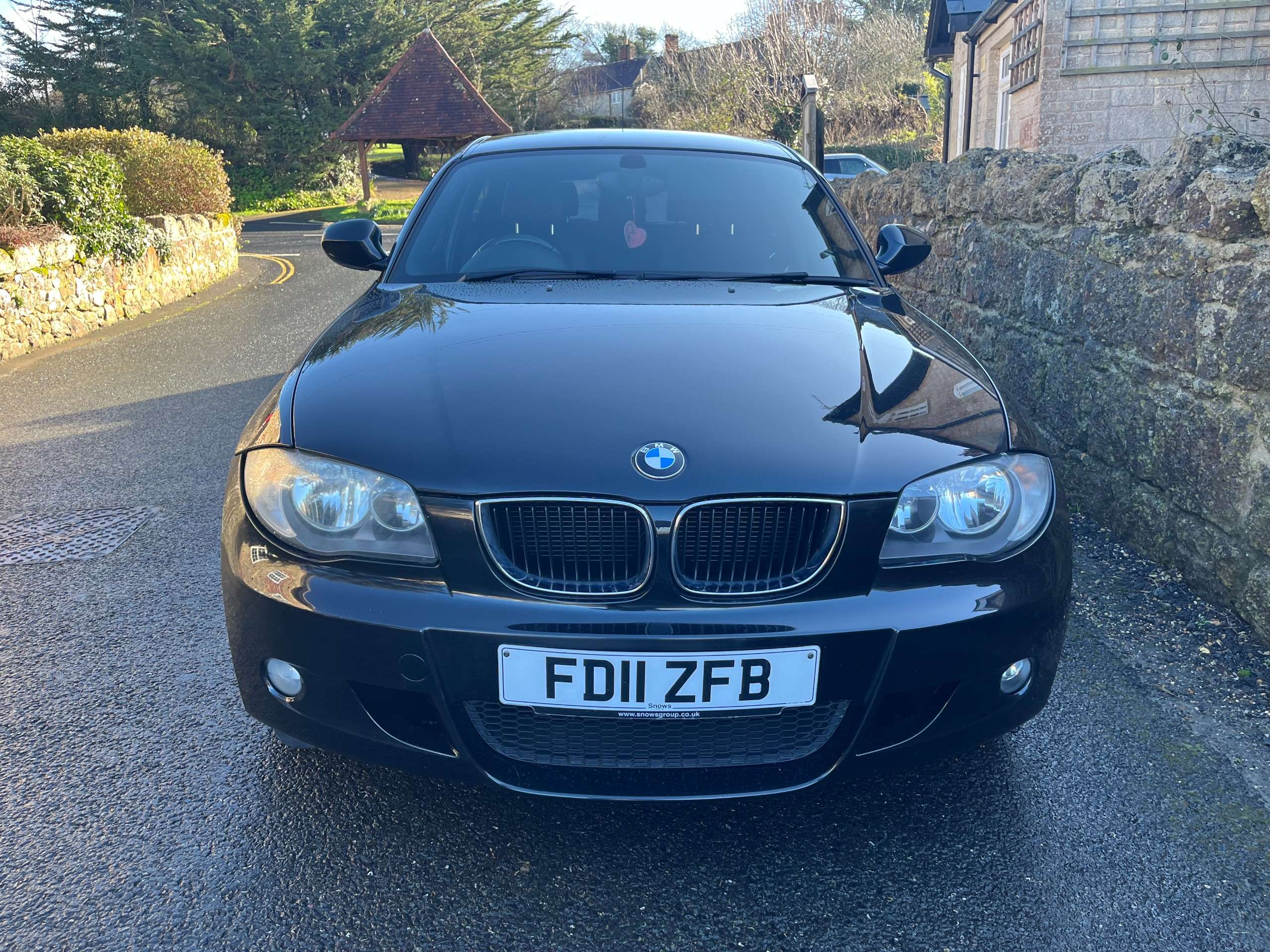 2011 BMW 1 SERIES 2011 BMW 1 SERIES