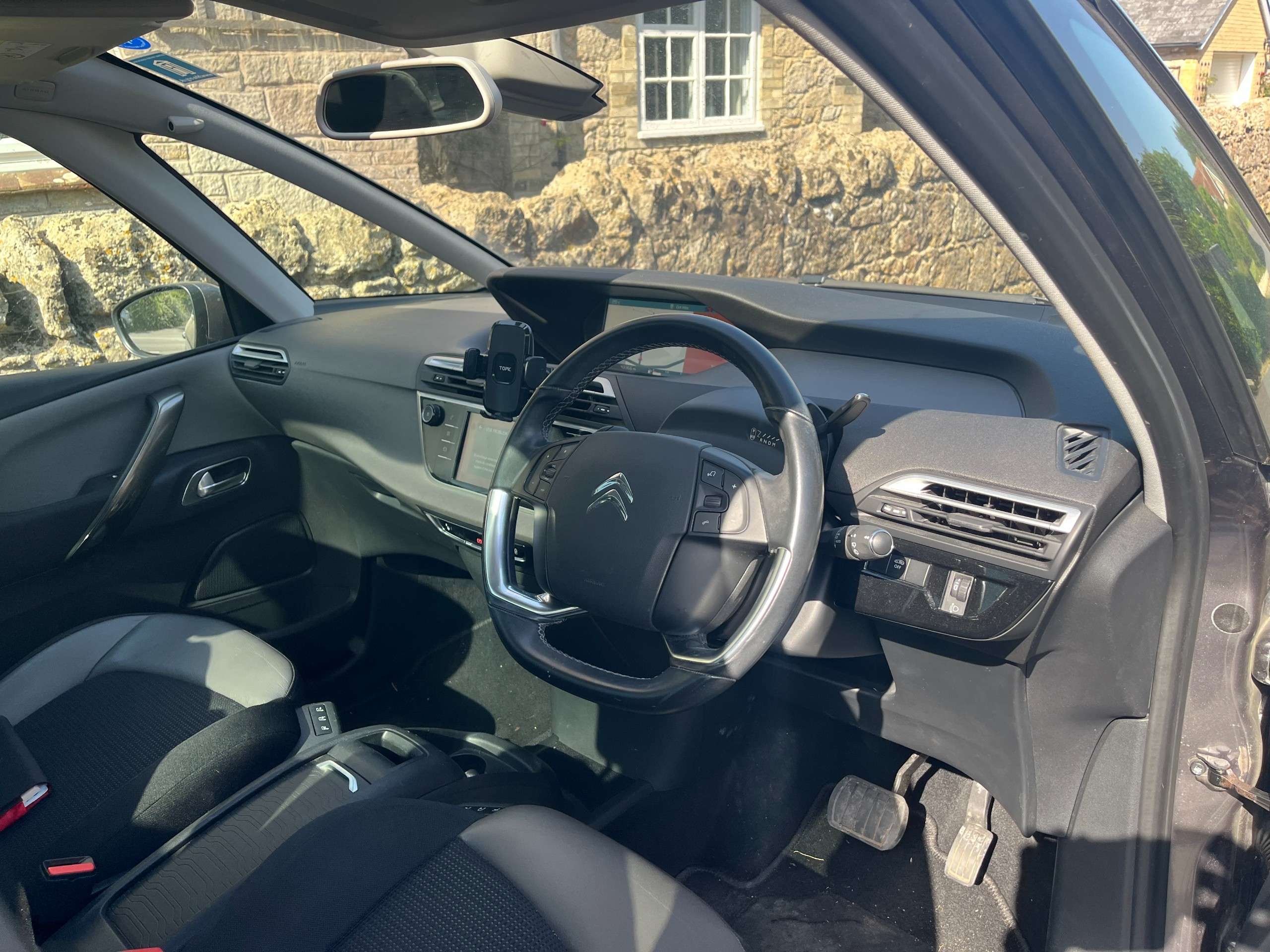 A 2018 CITROEN C4 2.0 BlueHDi Flair MPV 5dr Diesel EAT8 Euro 6 (s/s) (160 ps) A 2018 CITROEN C4 2.0 BlueHDi Flair MPV 5dr Diesel EAT8 Euro 6 (s/s) (160 ps)