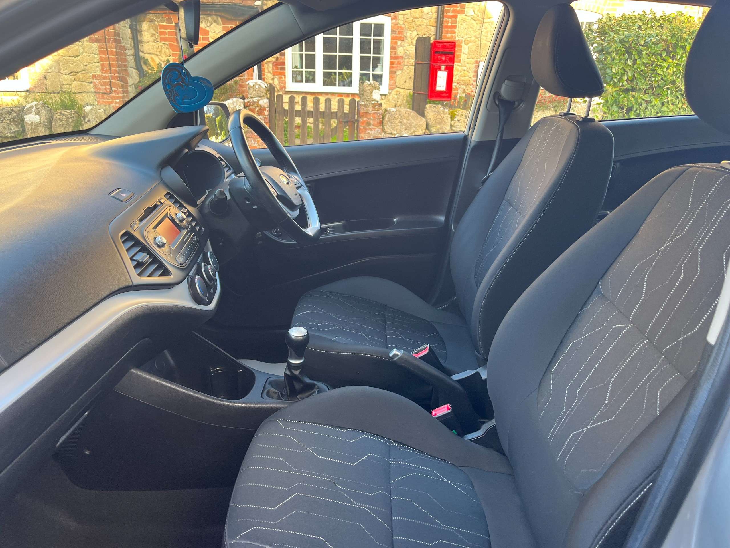 2014 KIA PICANTO 2014 KIA PICANTO