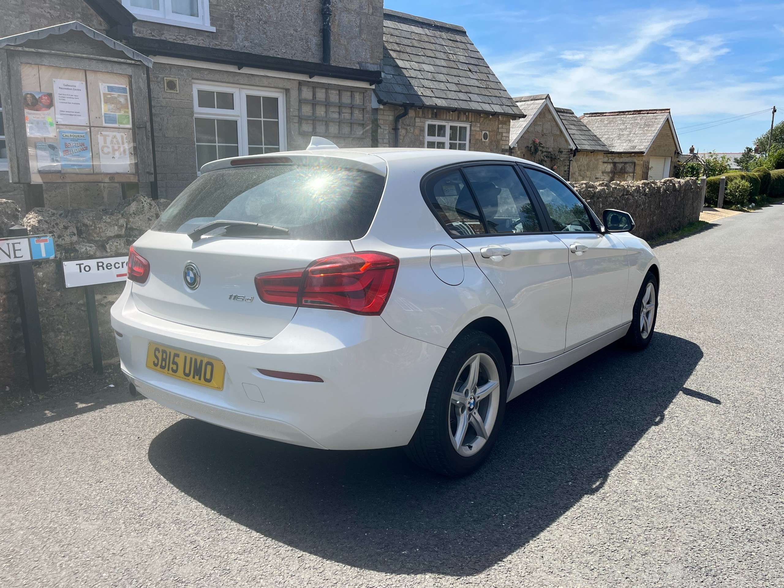 A 2015 BMW 1 SERIES 1.5 116d SE Hatchback 5dr Diesel Manual Euro 6 (s/s) (116 ps) A 2015 BMW 1 SERIES 1.5 116d SE Hatchback 5dr Diesel Manual Euro 6 (s/s) (116 ps)