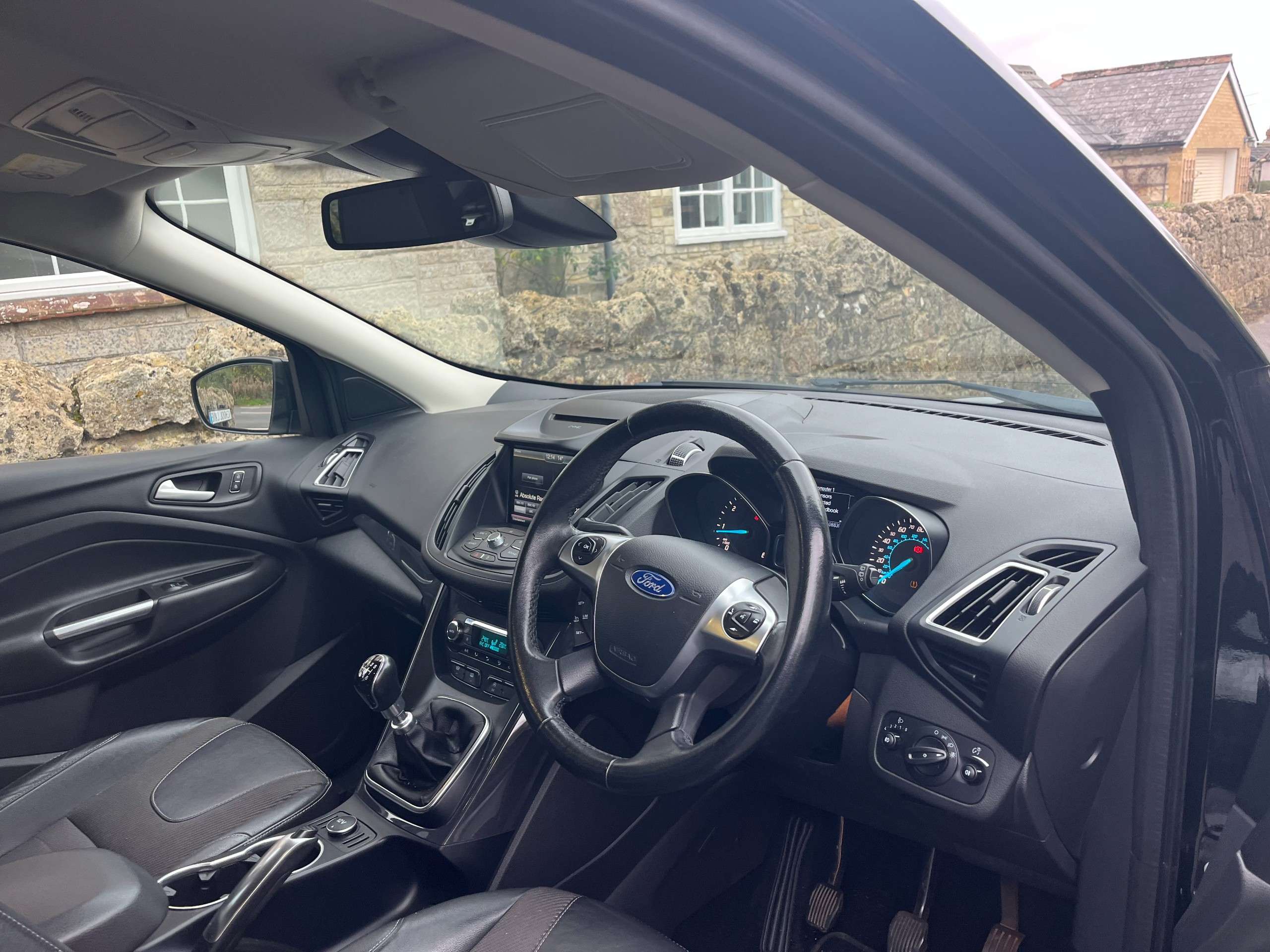 A 2016 FORD KUGA 2.0 TDCi Titanium SUV 5dr Diesel Manual 2WD Euro 6 (s/s) (150 ps) A 2016 FORD KUGA 2.0 TDCi Titanium SUV 5dr Diesel Manual 2WD Euro 6 (s/s) (150 ps)