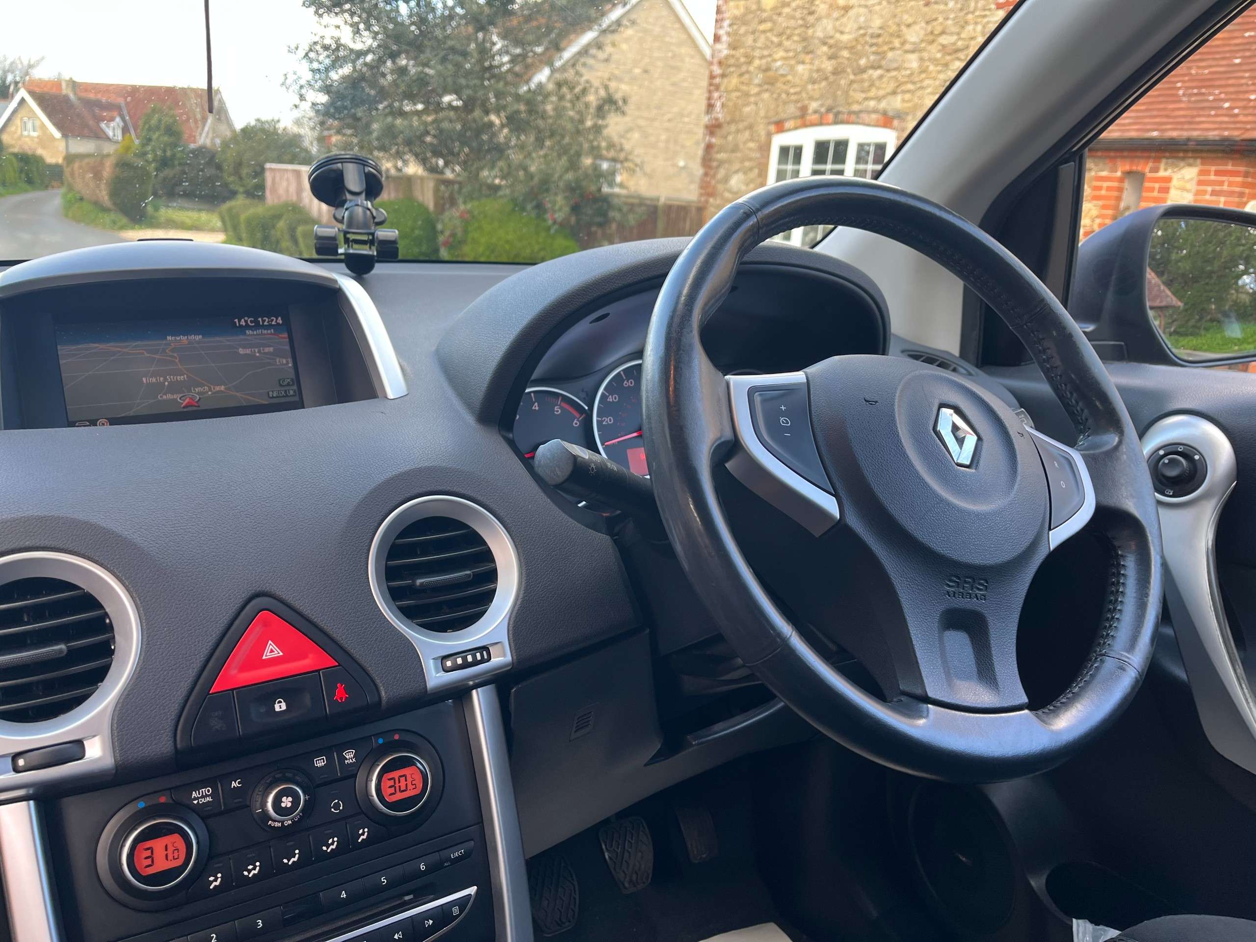 2010 RENAULT KOLEOS 2010 RENAULT KOLEOS