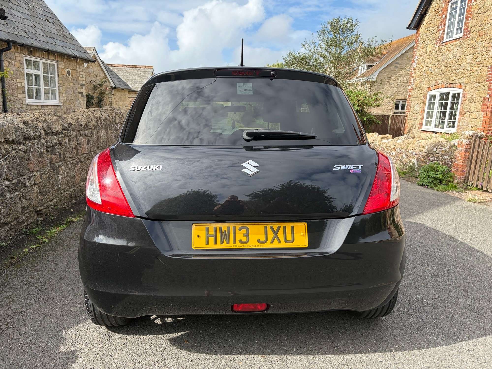 2013 SUZUKI SWIFT 2013 SUZUKI SWIFT