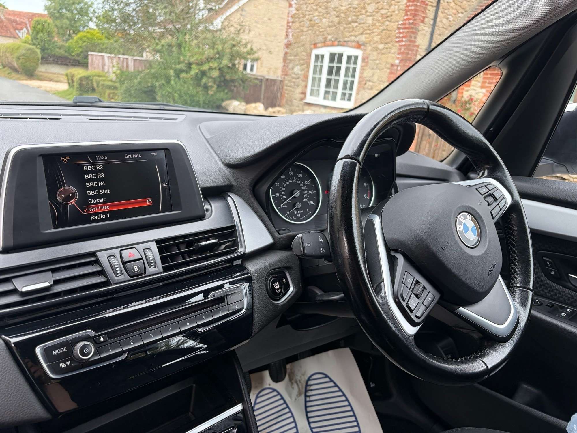 2017 BMW 2 SERIES GRAN TOURER 2017 BMW 2 SERIES GRAN TOURER