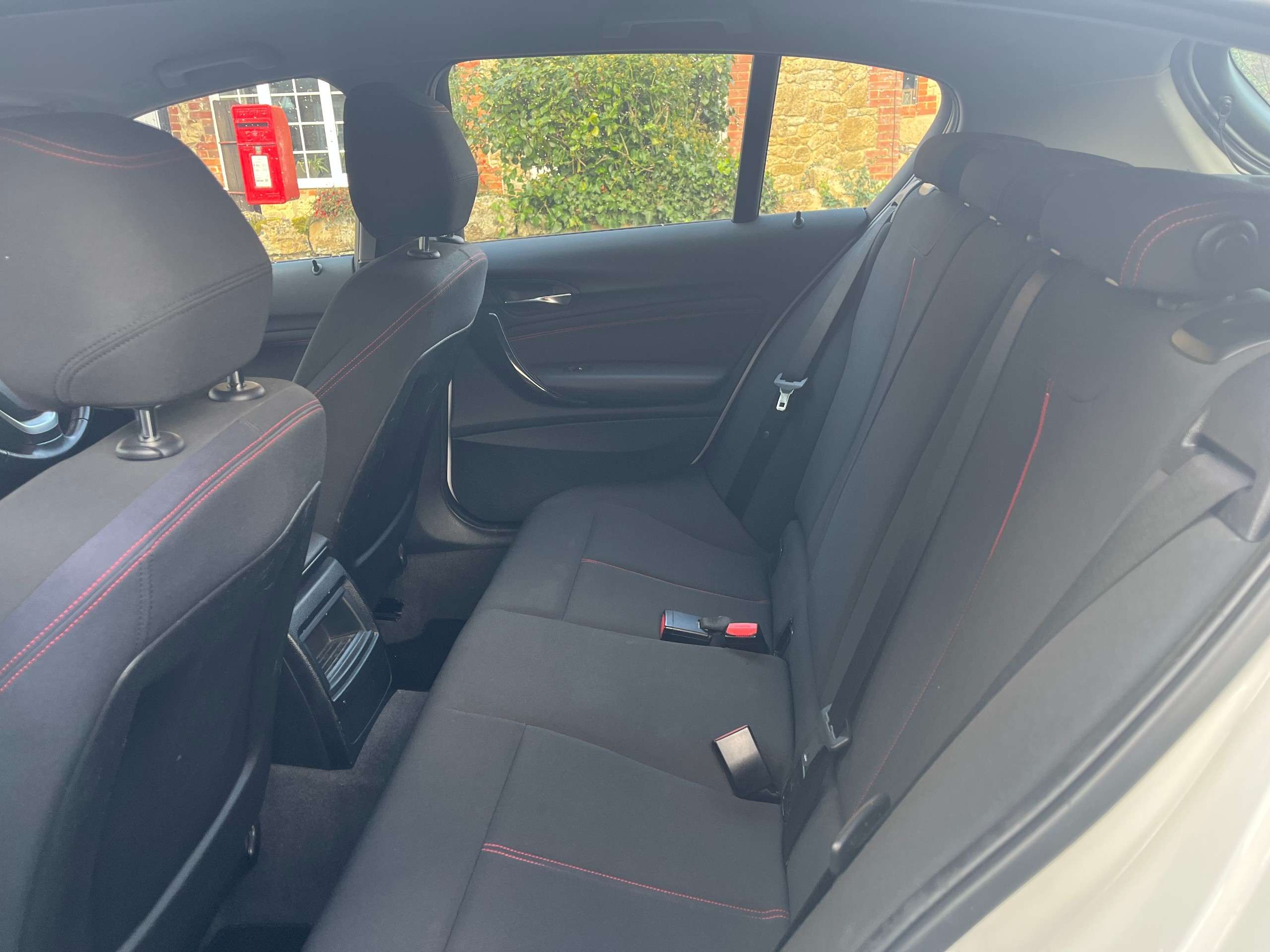 2012 BMW 1 SERIES 2012 BMW 1 SERIES