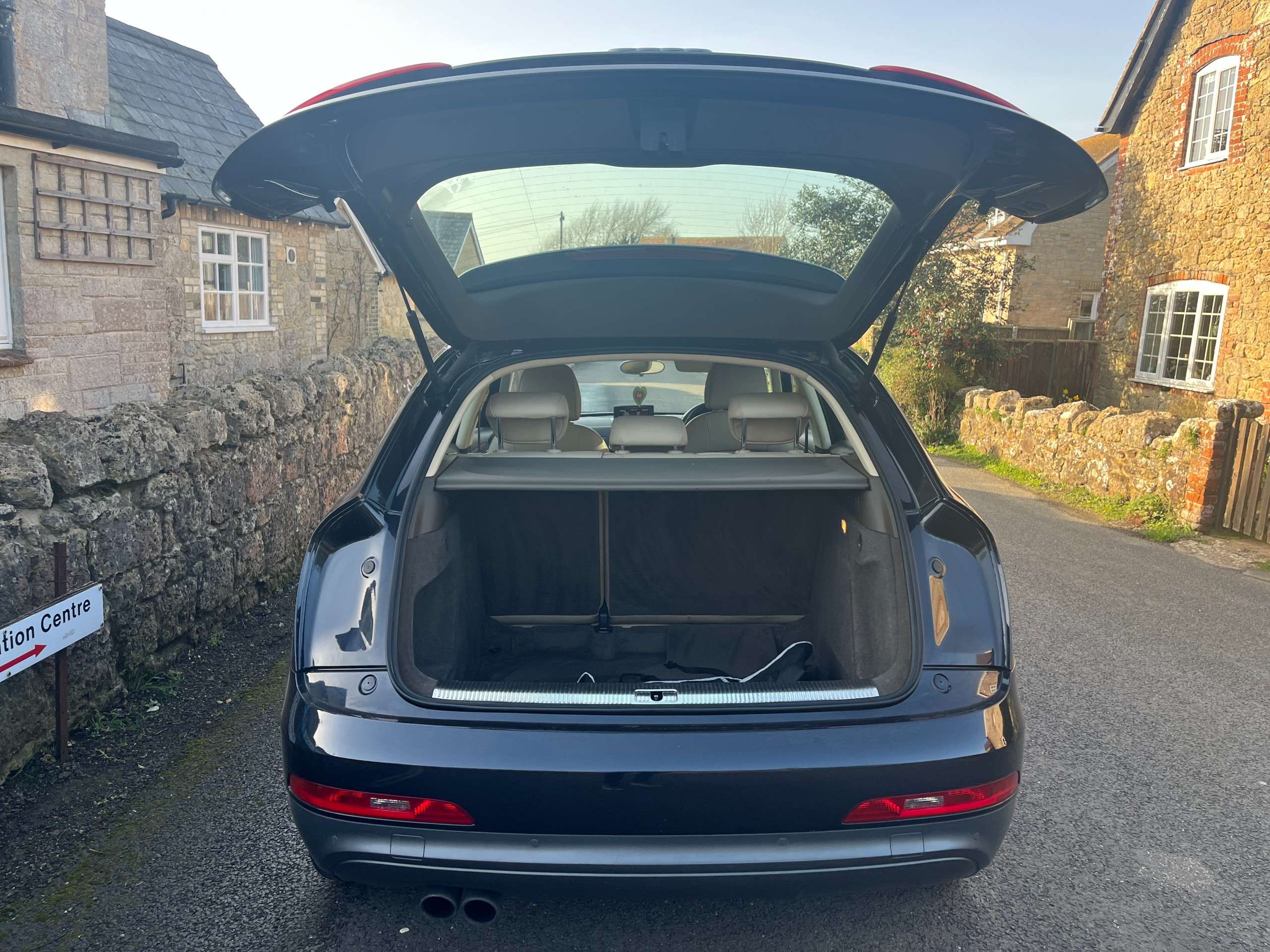 2013 AUDI Q3 2013 AUDI Q3