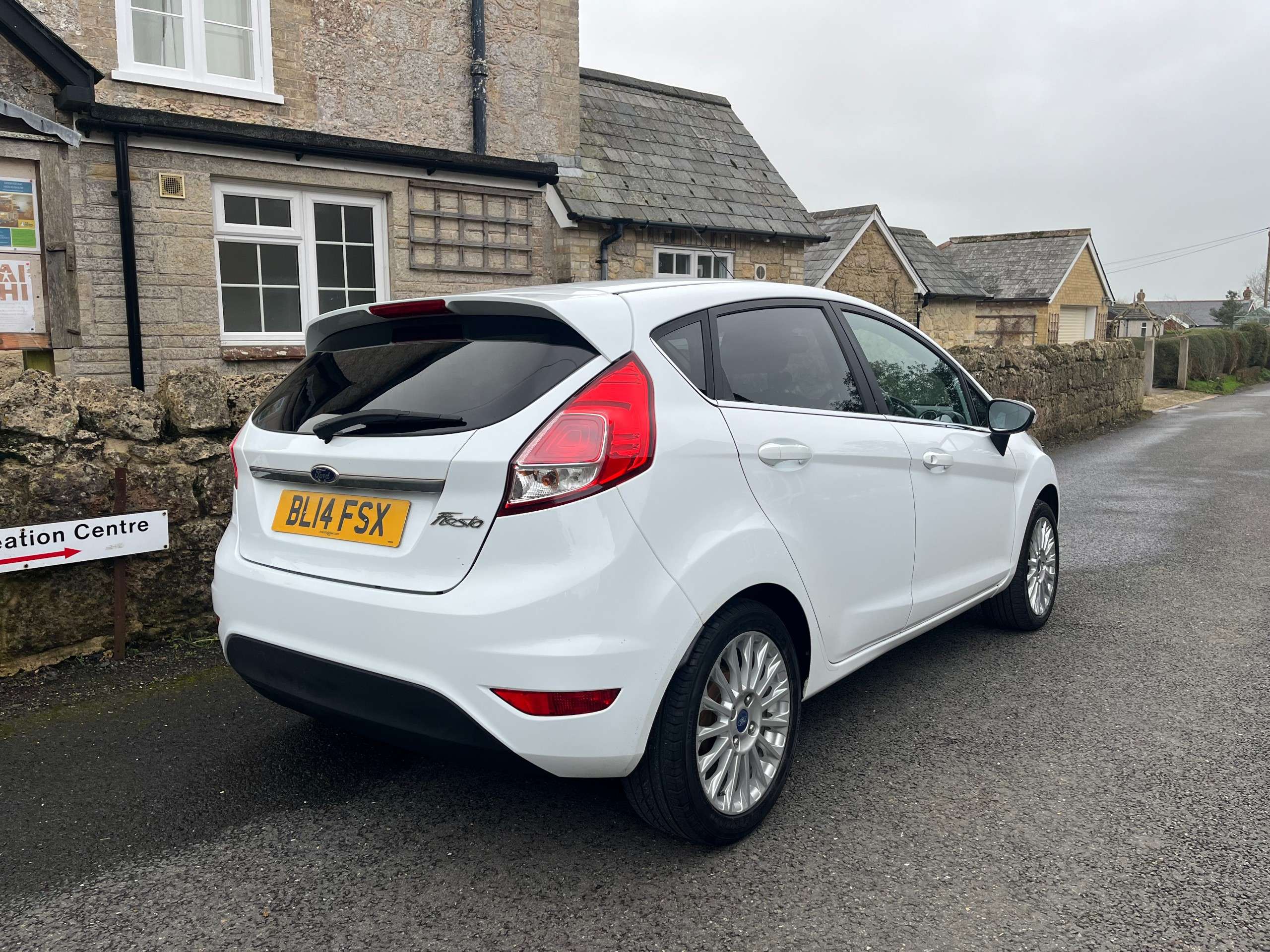A 2014 FORD FIESTA 1.5 TDCi Titanium Hatchback 5dr Diesel Manual Euro 5 (75 ps) A 2014 FORD FIESTA 1.5 TDCi Titanium Hatchback 5dr Diesel Manual Euro 5 (75 ps)