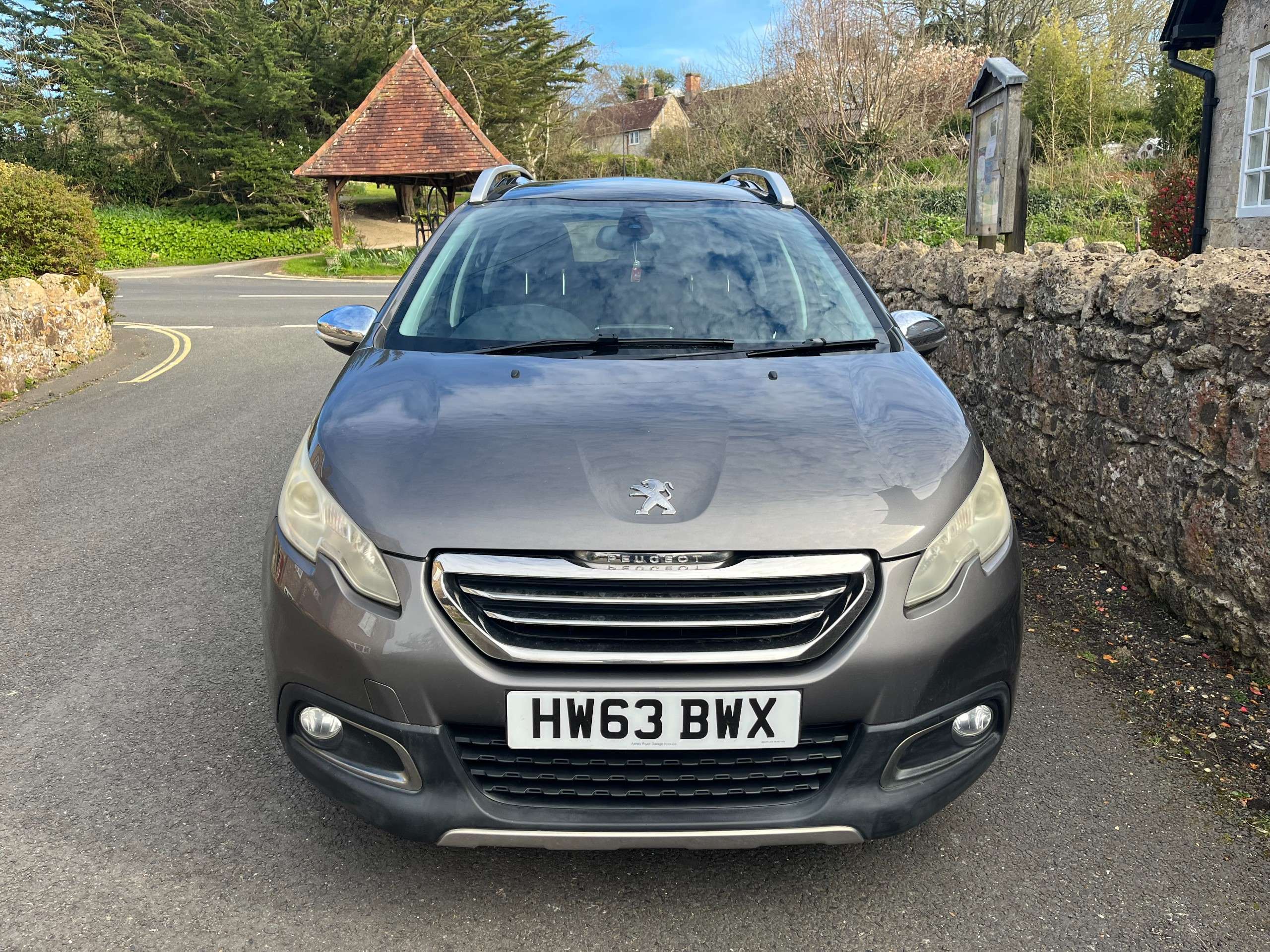 2013 PEUGEOT 2008 2013 PEUGEOT 2008