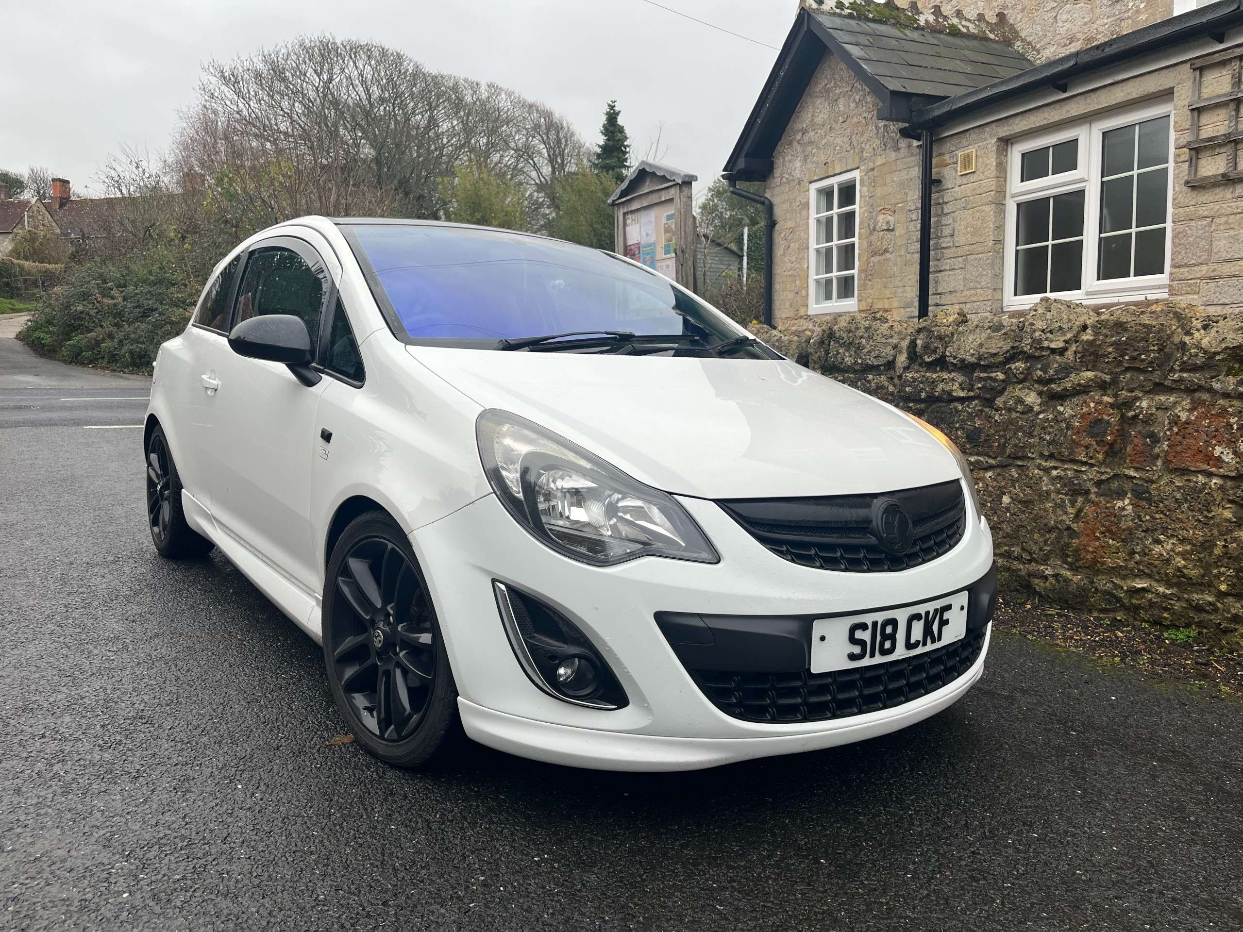 A 2013 VAUXHALL CORSA 1.2 16V Limited Edition Hatchback 3dr Petrol Manual Euro 5 (85 ps) A 2013 VAUXHALL CORSA 1.2 16V Limited Edition Hatchback 3dr Petrol Manual Euro 5 (85 ps)