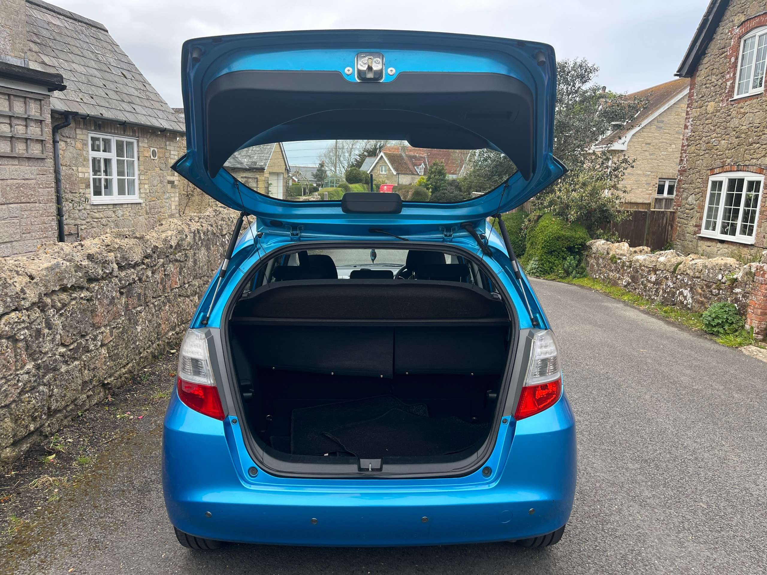 2010 HONDA JAZZ 2010 HONDA JAZZ