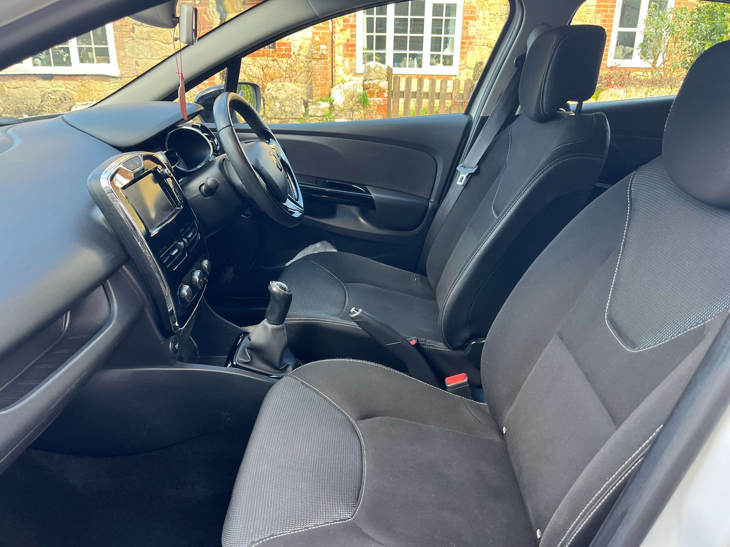 2013 RENAULT CLIO 2013 RENAULT CLIO