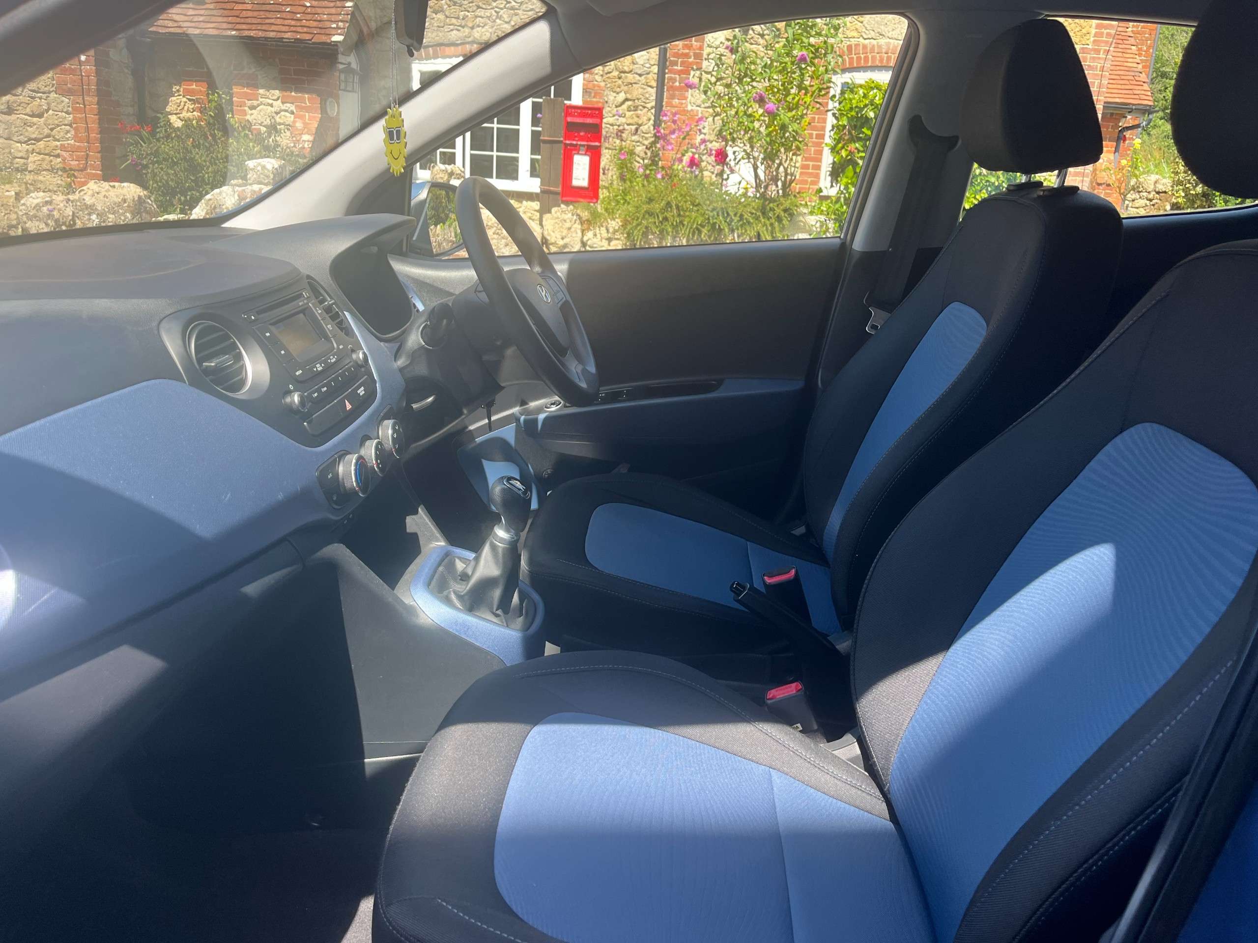 2016 HYUNDAI I10 2016 HYUNDAI I10