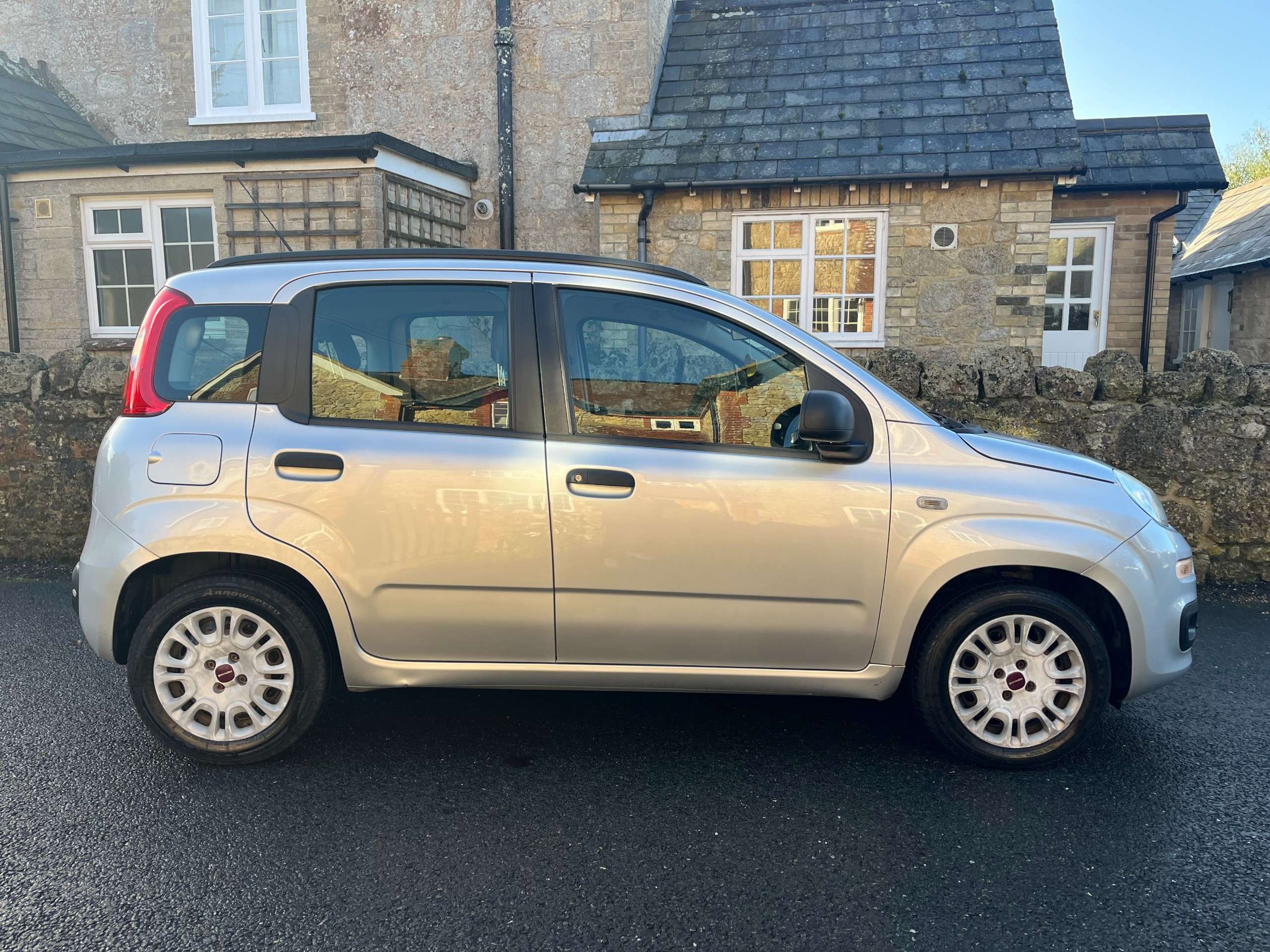 A 2014 FIAT PANDA 1.2 Easy Hatchback 5dr Petrol Manual Euro 6 (69 bhp) A 2014 FIAT PANDA 1.2 Easy Hatchback 5dr Petrol Manual Euro 6 (69 bhp)