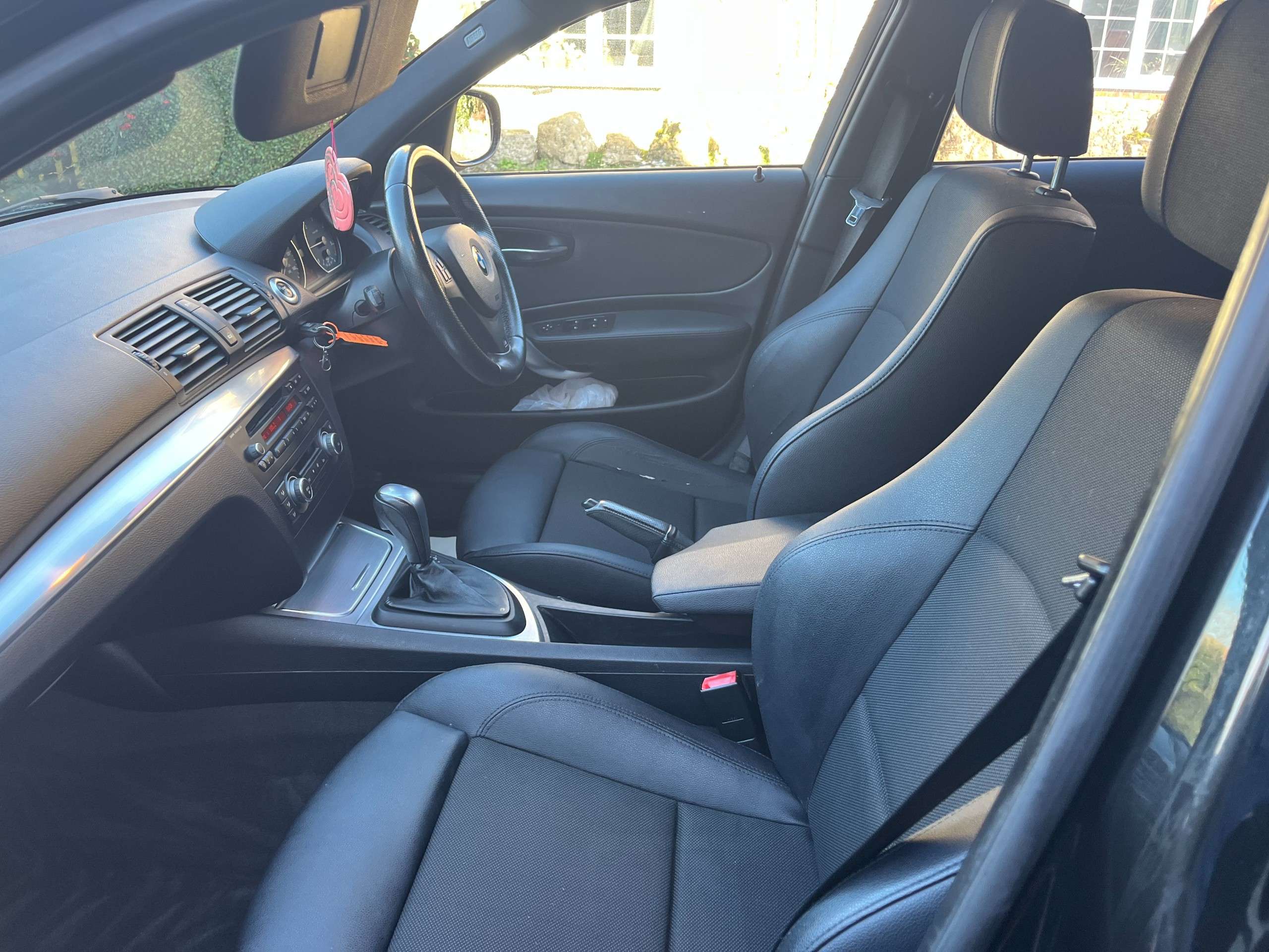 2011 BMW 1 SERIES 2011 BMW 1 SERIES